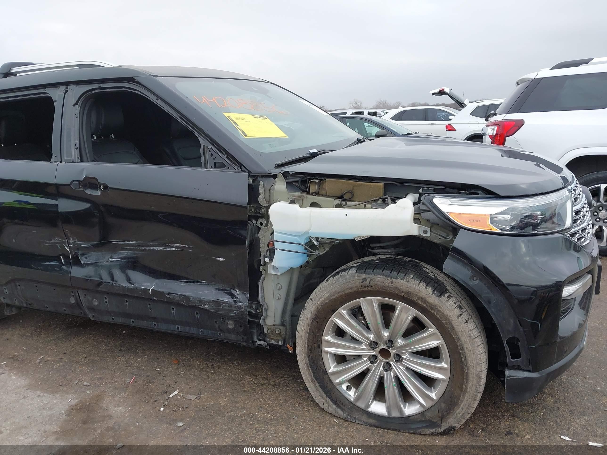 FORD EXPLORER image 6