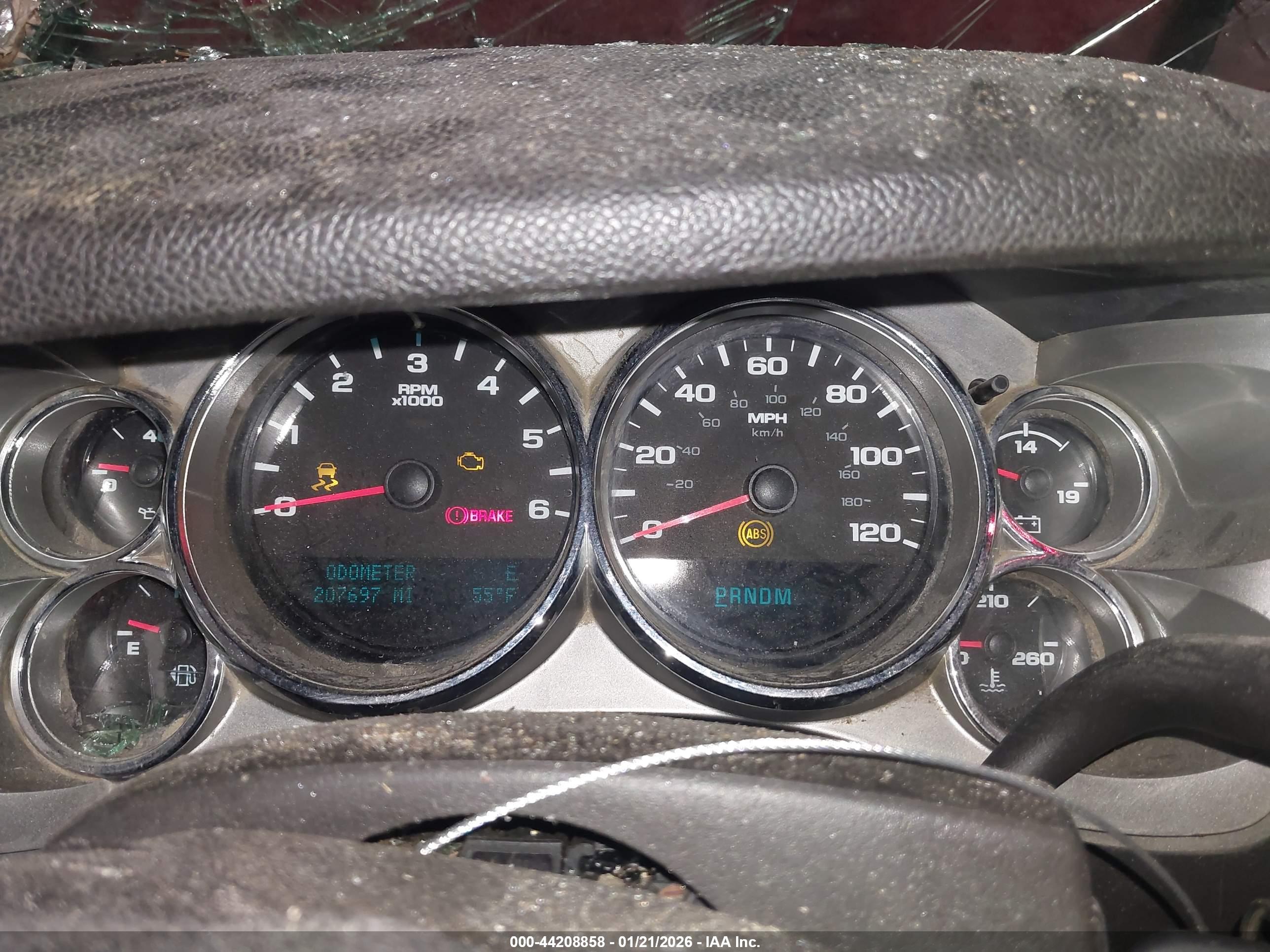 CHEVROLET SILVERADO image 7