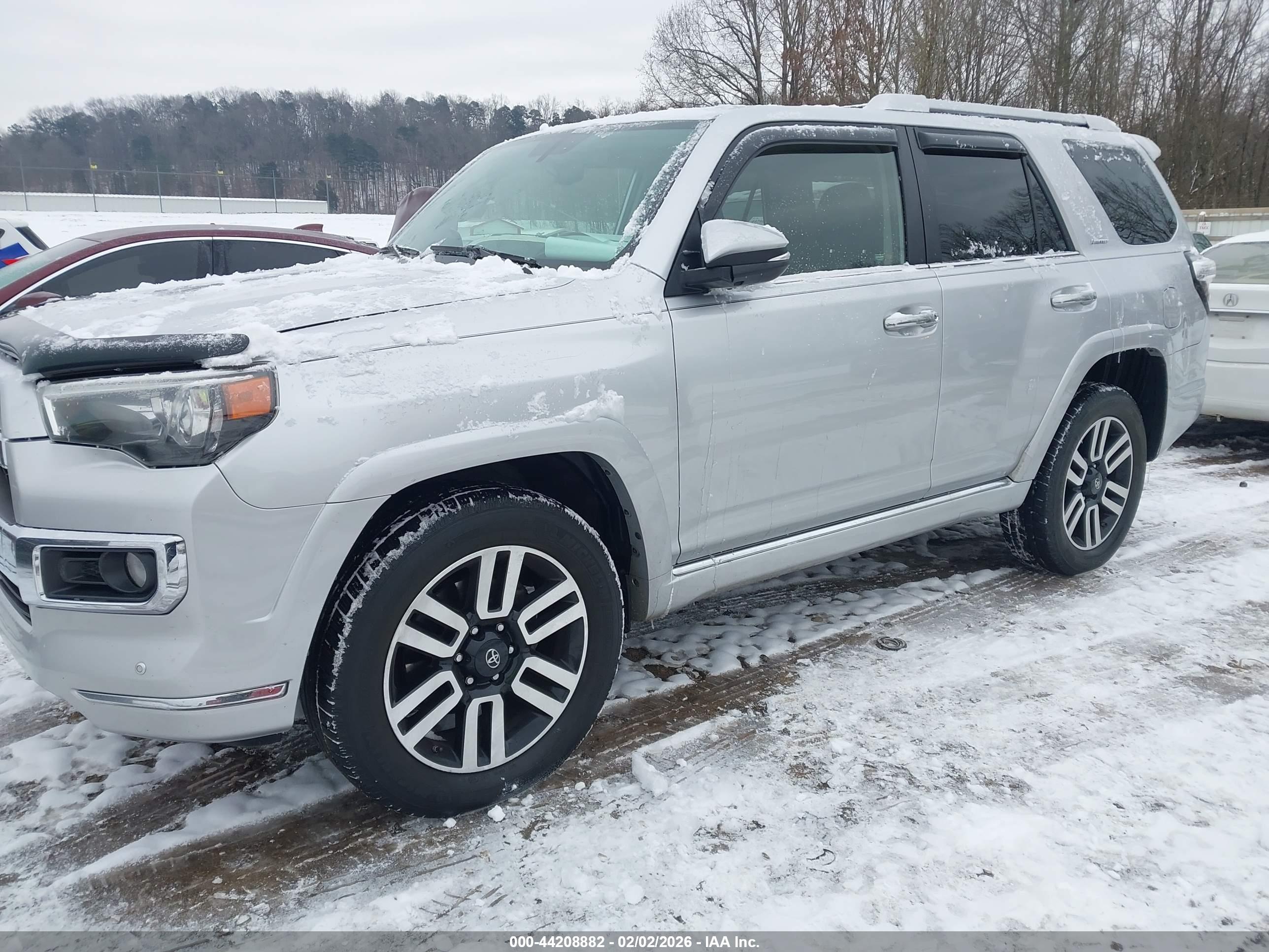 TOYOTA 4RUNNER image 2