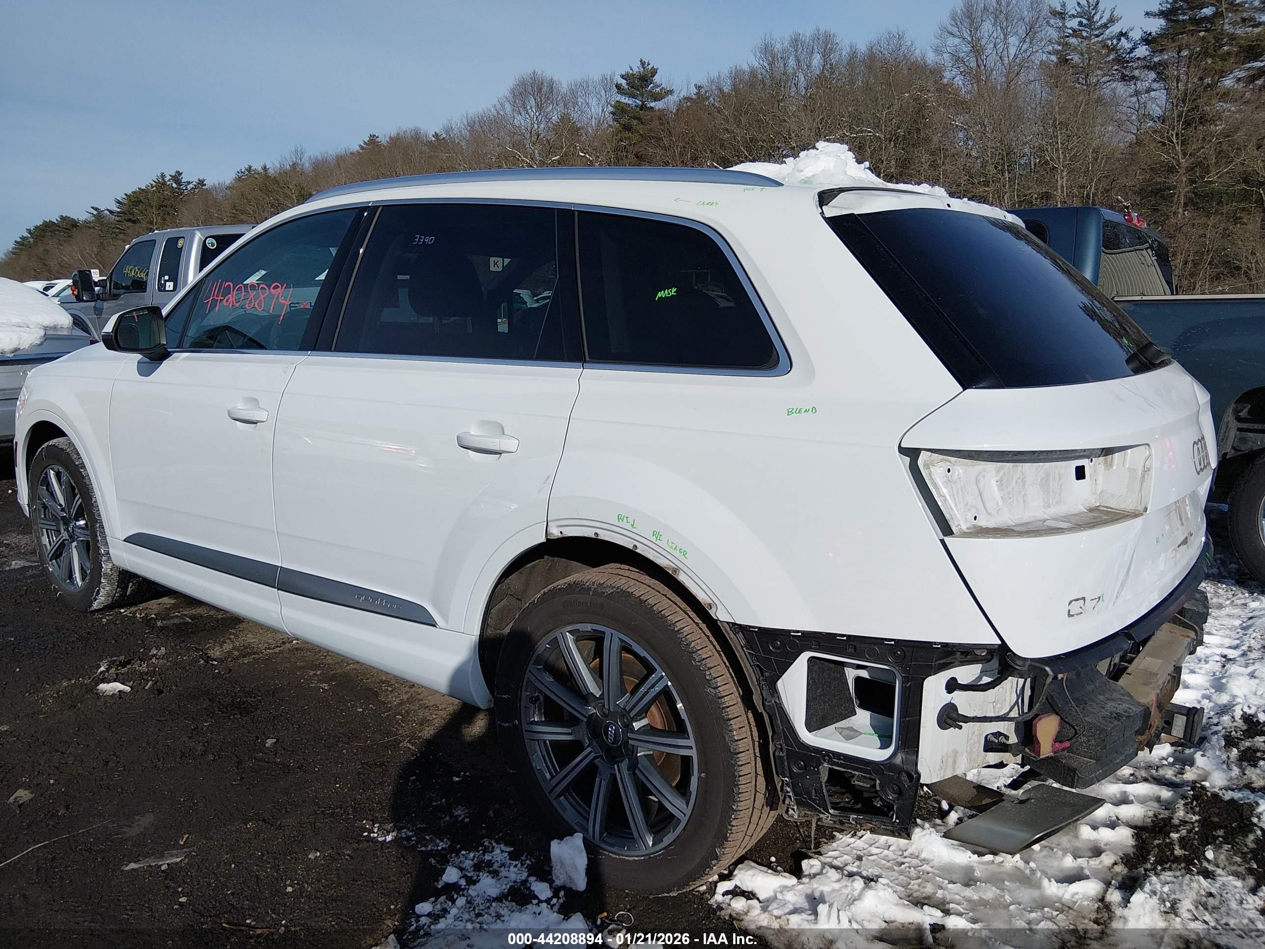 AUDI Q7 image 3