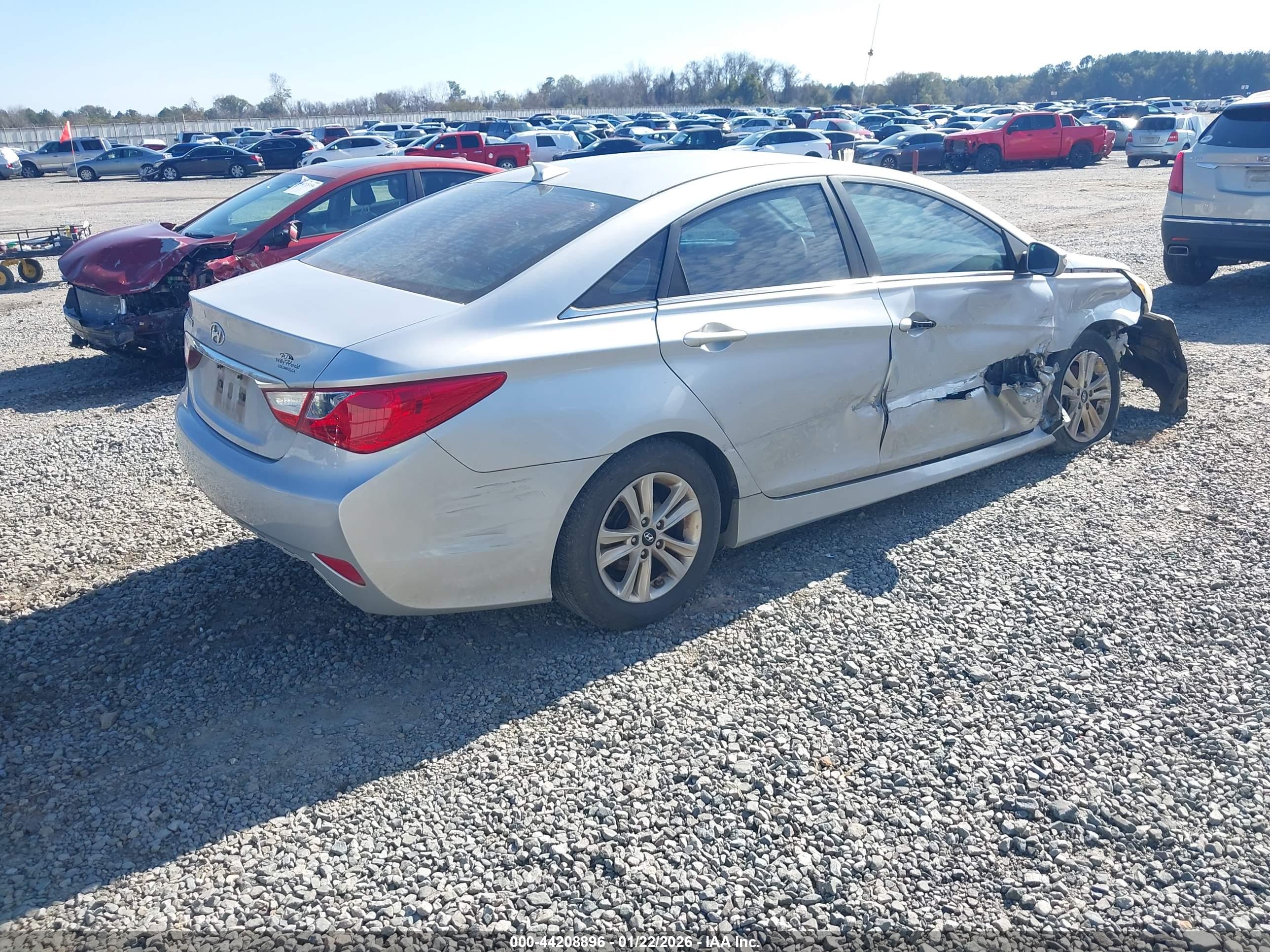 HYUNDAI SONATA image 4