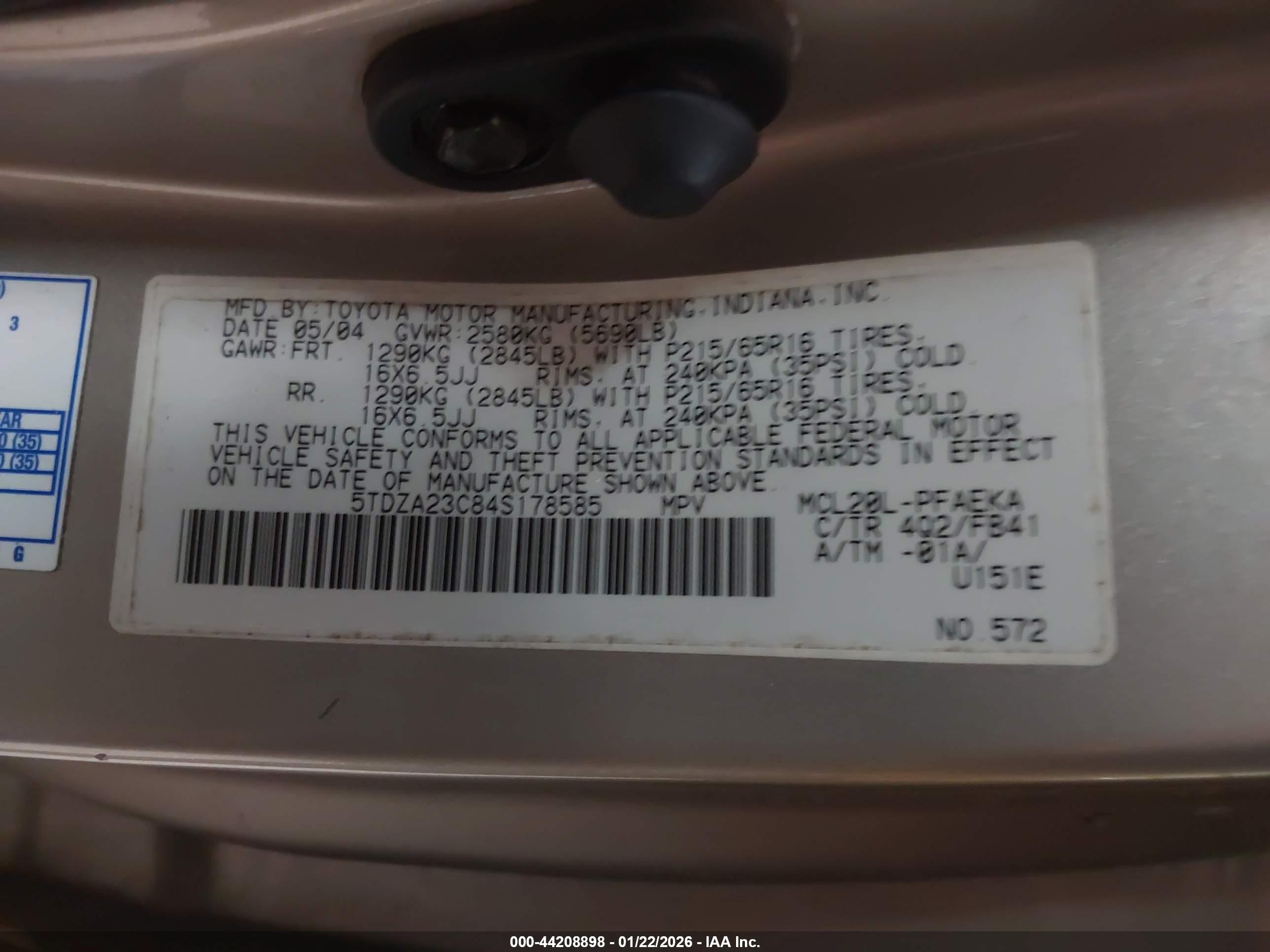 TOYOTA SIENNA image 9