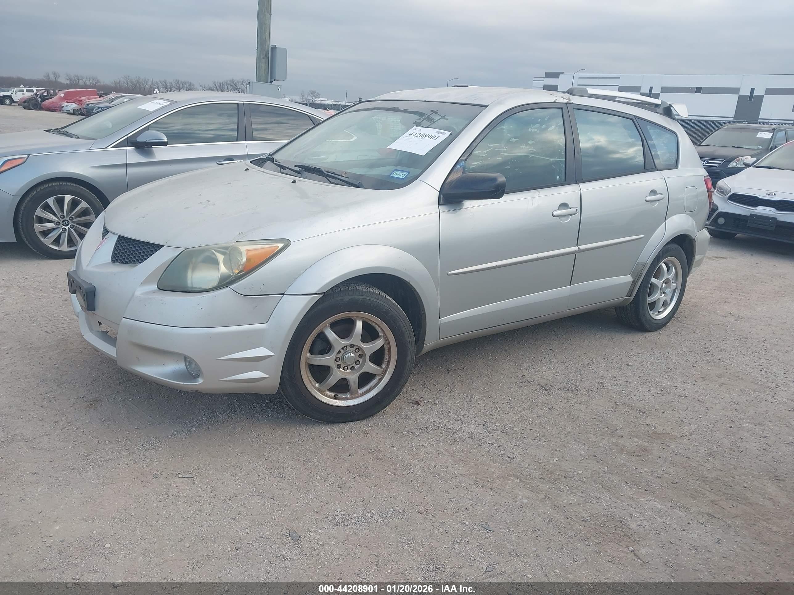 PONTIAC VIBE image 2