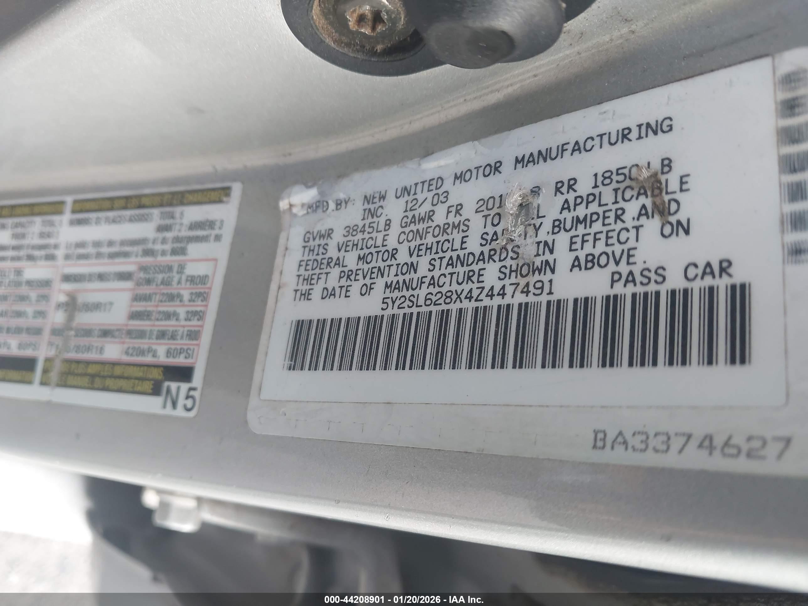 PONTIAC VIBE image 9