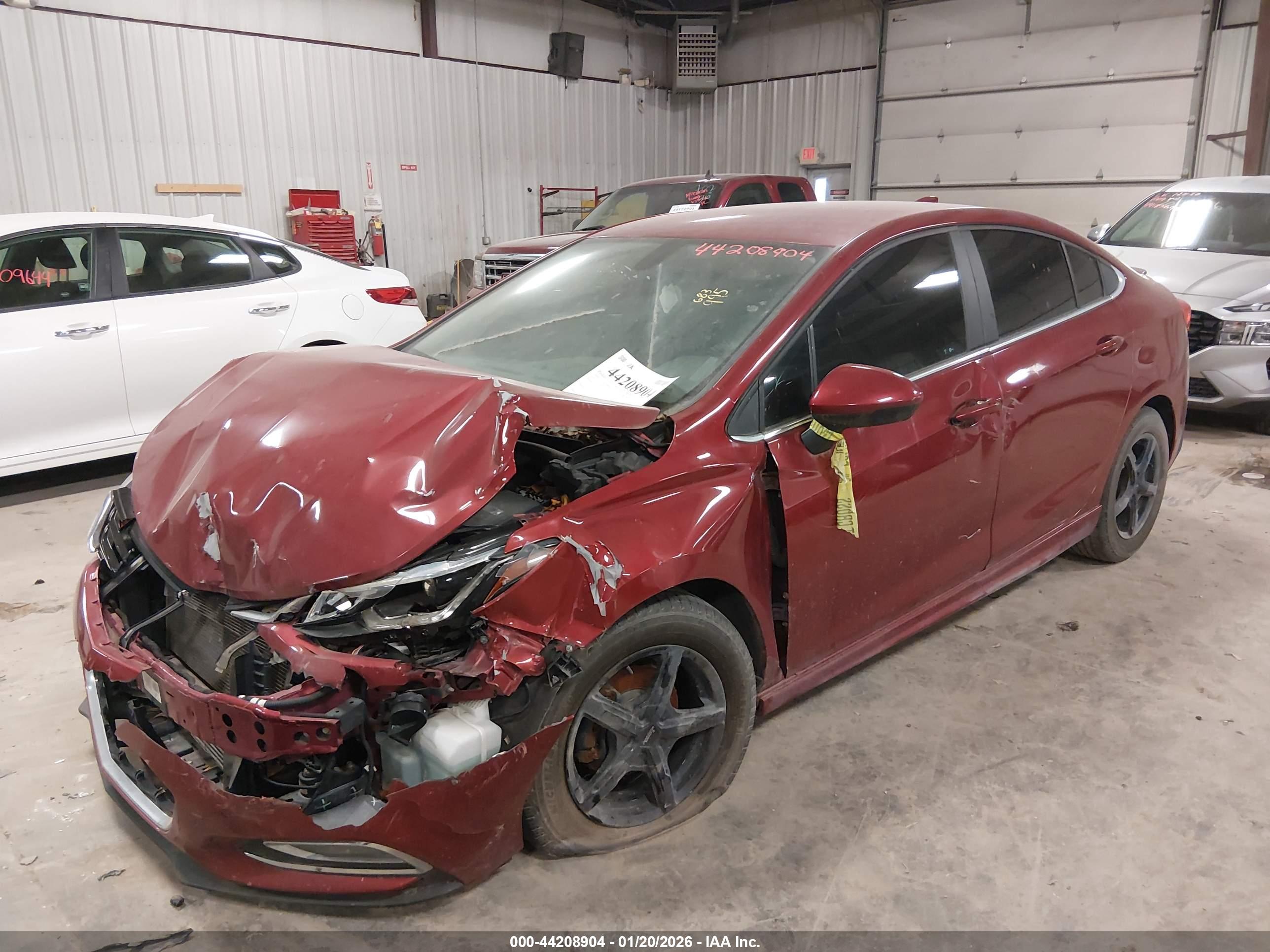 CHEVROLET CRUZE image 2
