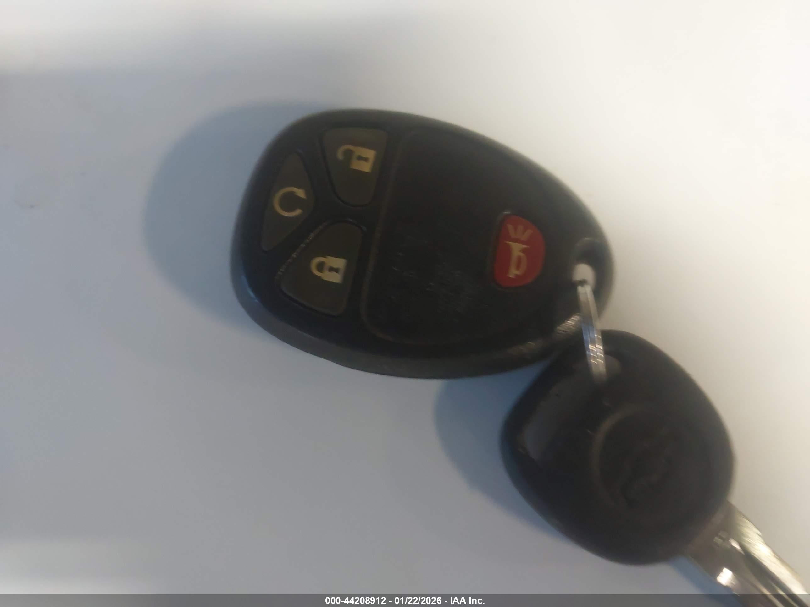CHEVROLET TRAVERSE image 11