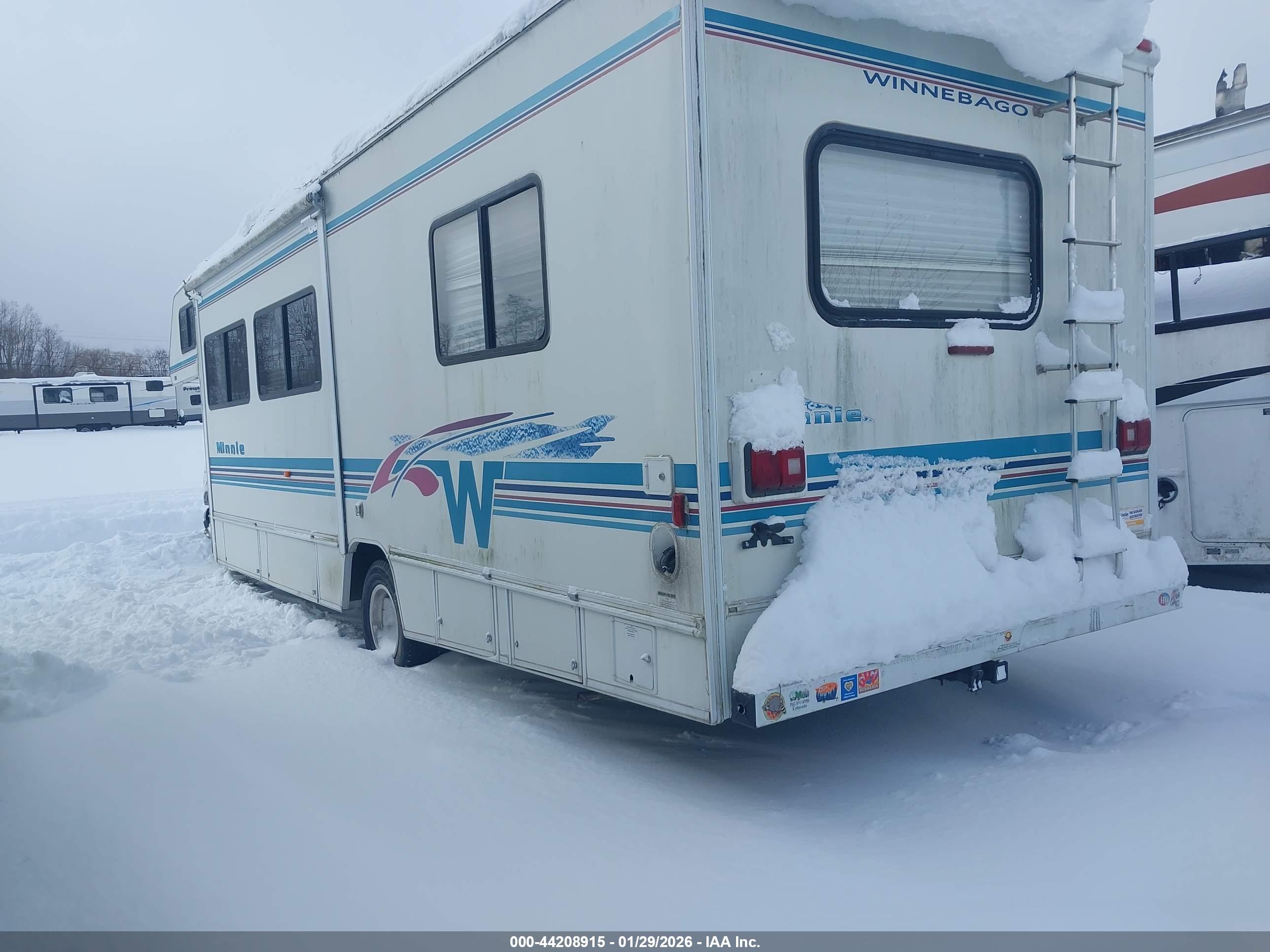 FORD E-450 image 3
