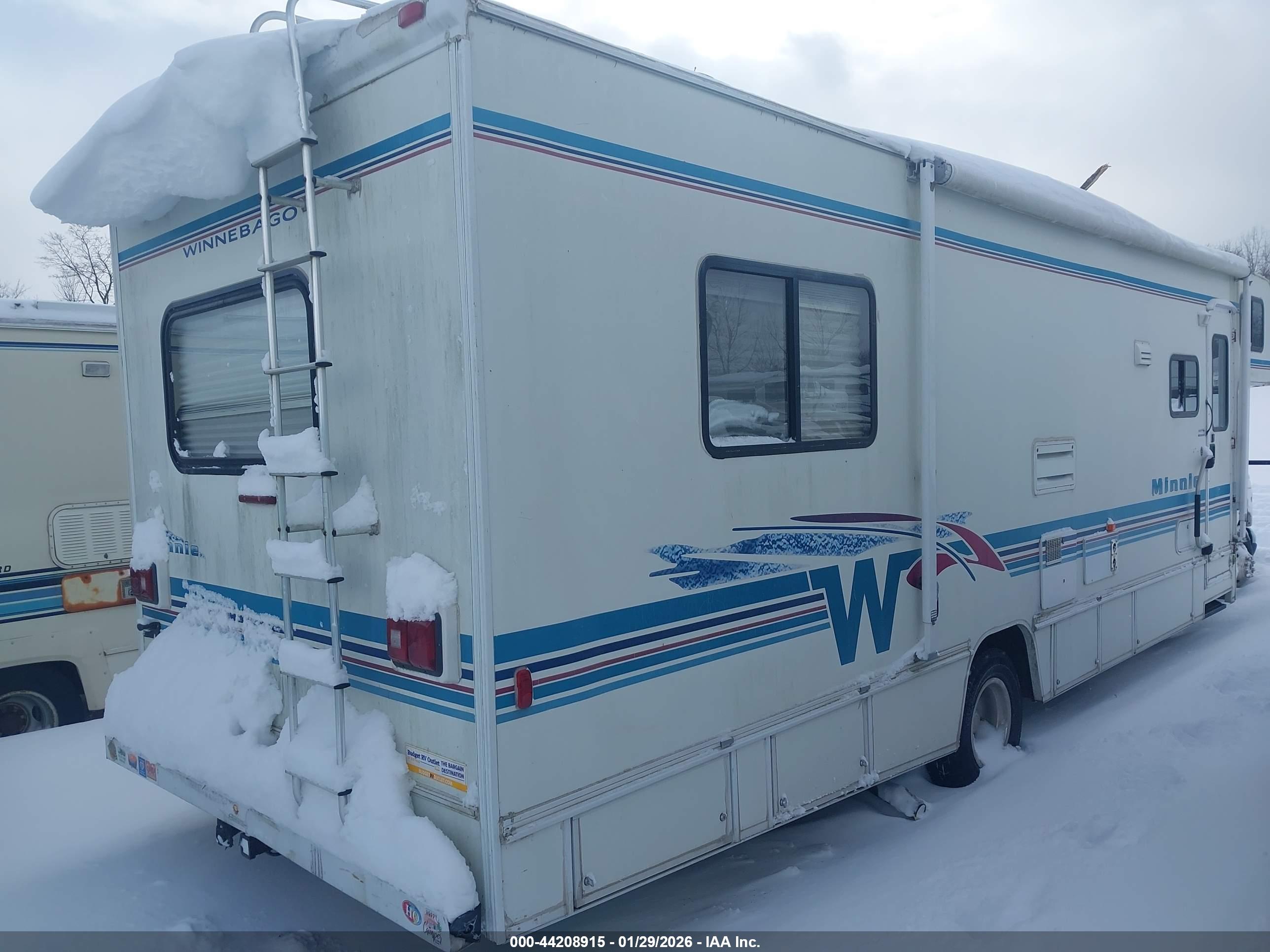 FORD E-450 image 4