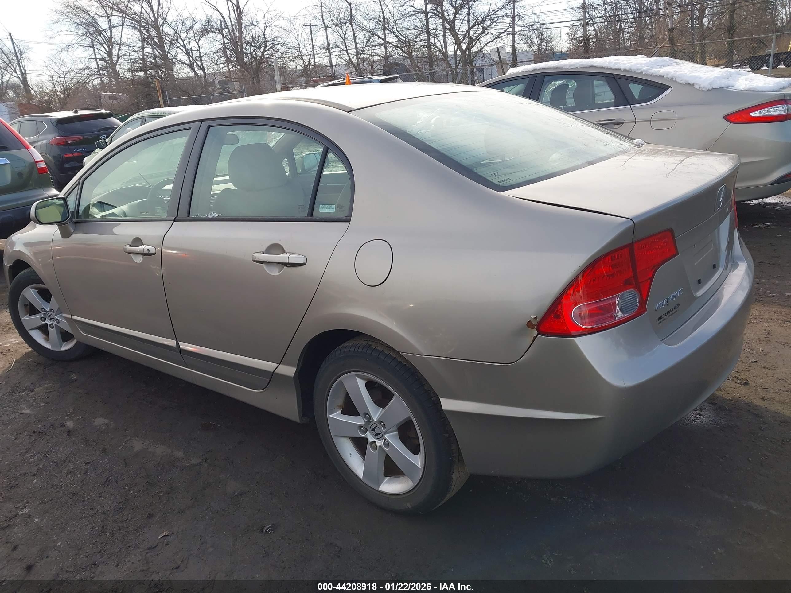 HONDA CIVIC image 3