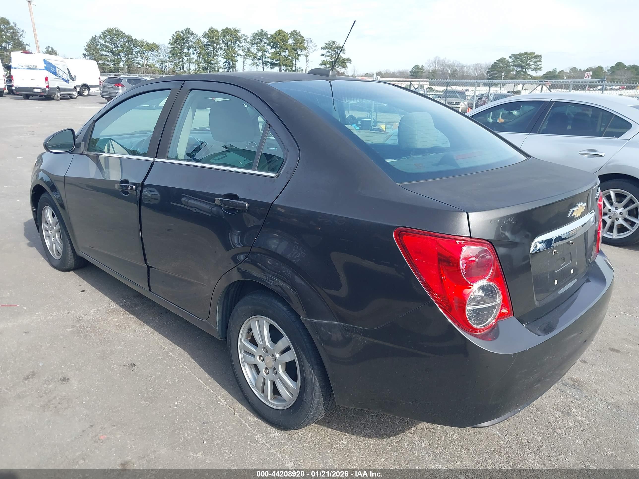 CHEVROLET SONIC image 3