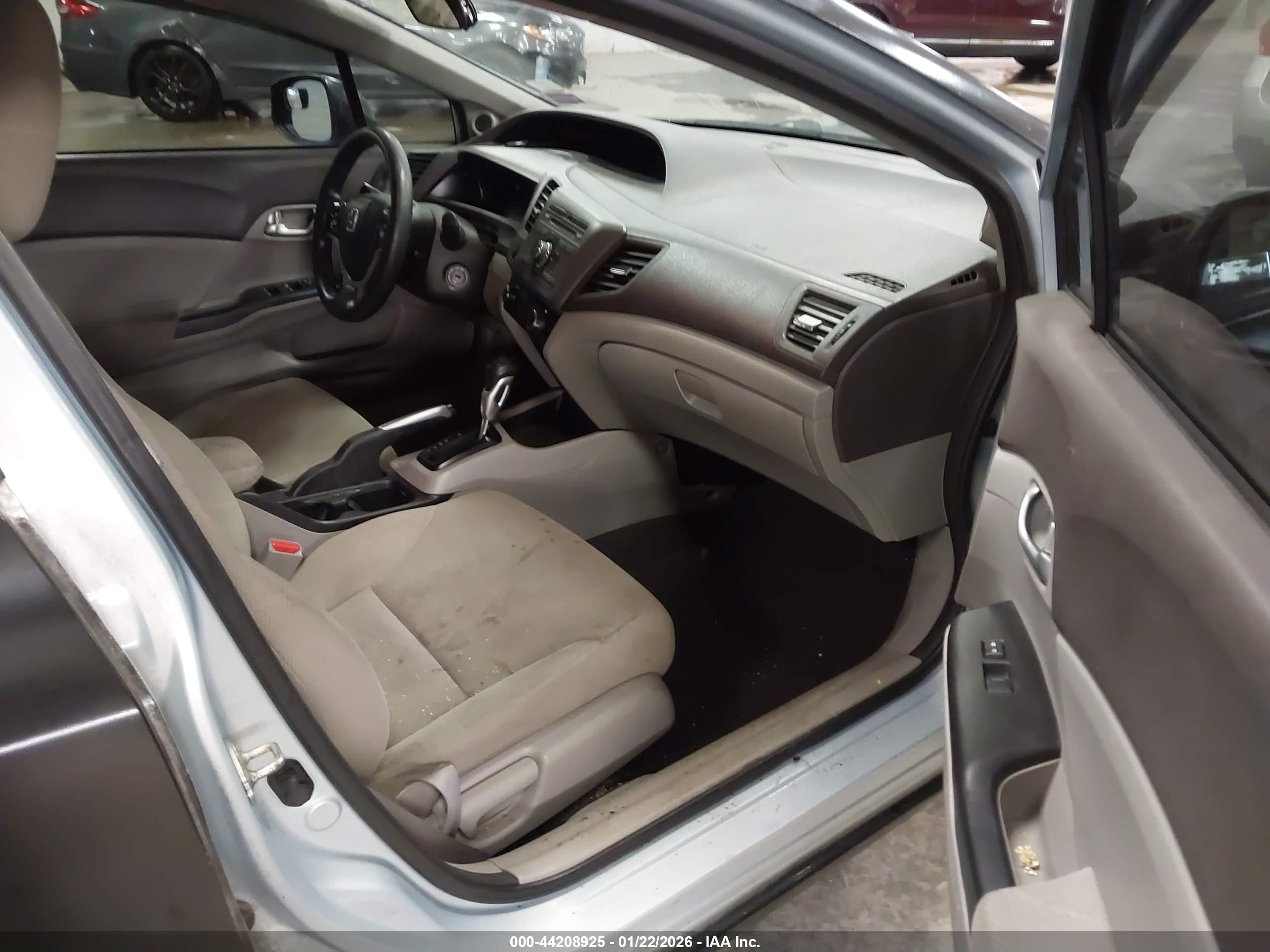 HONDA CIVIC image 5
