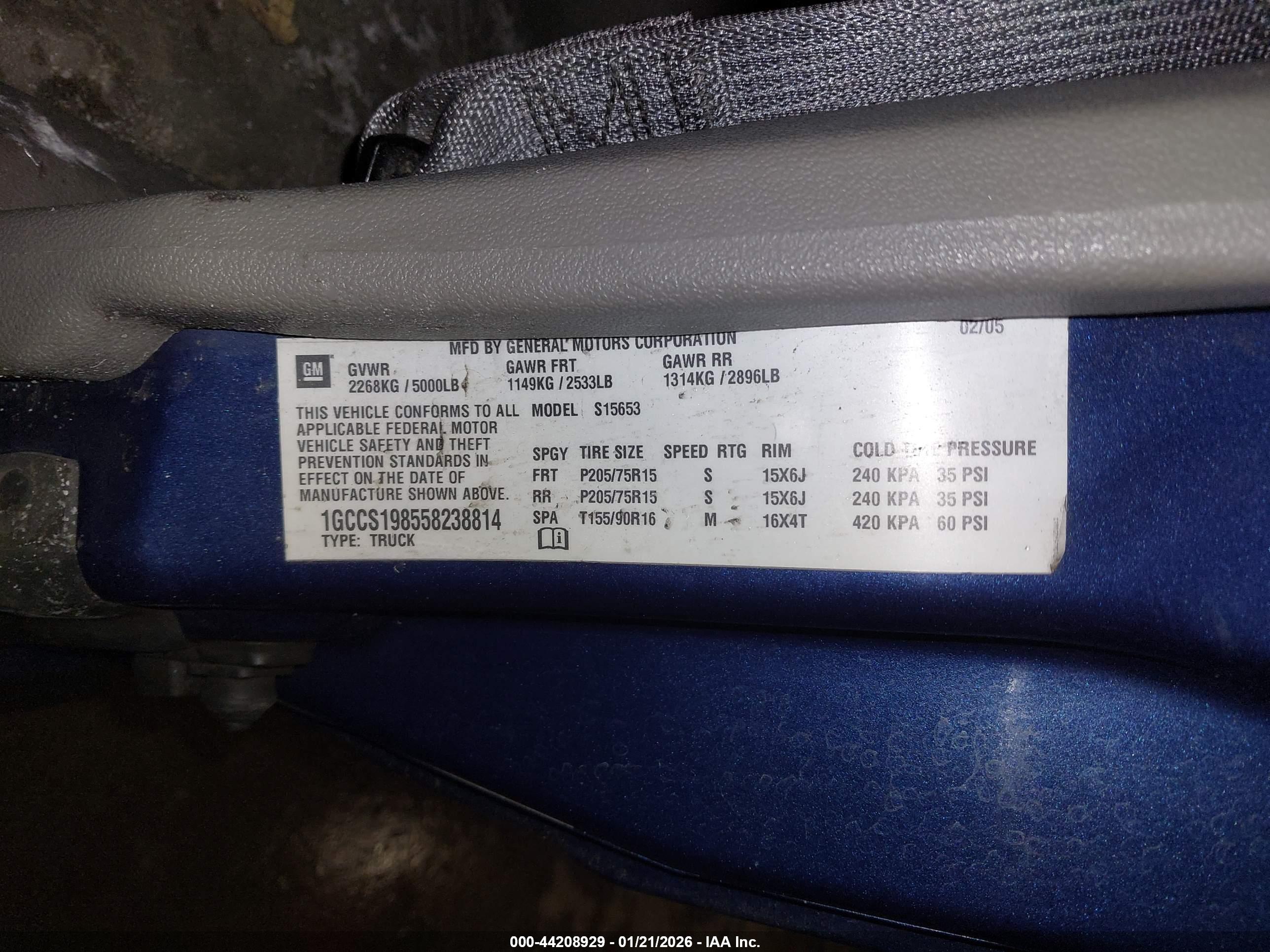CHEVROLET COLORADO image 9