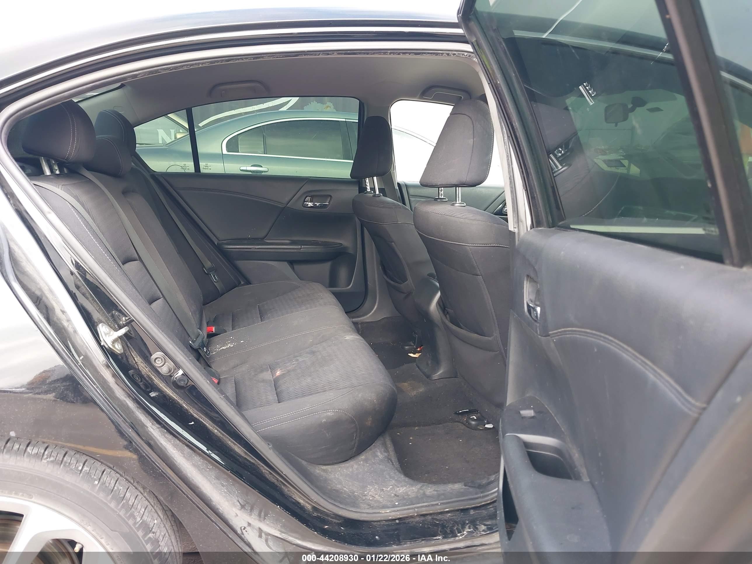 HONDA ACCORD image 8