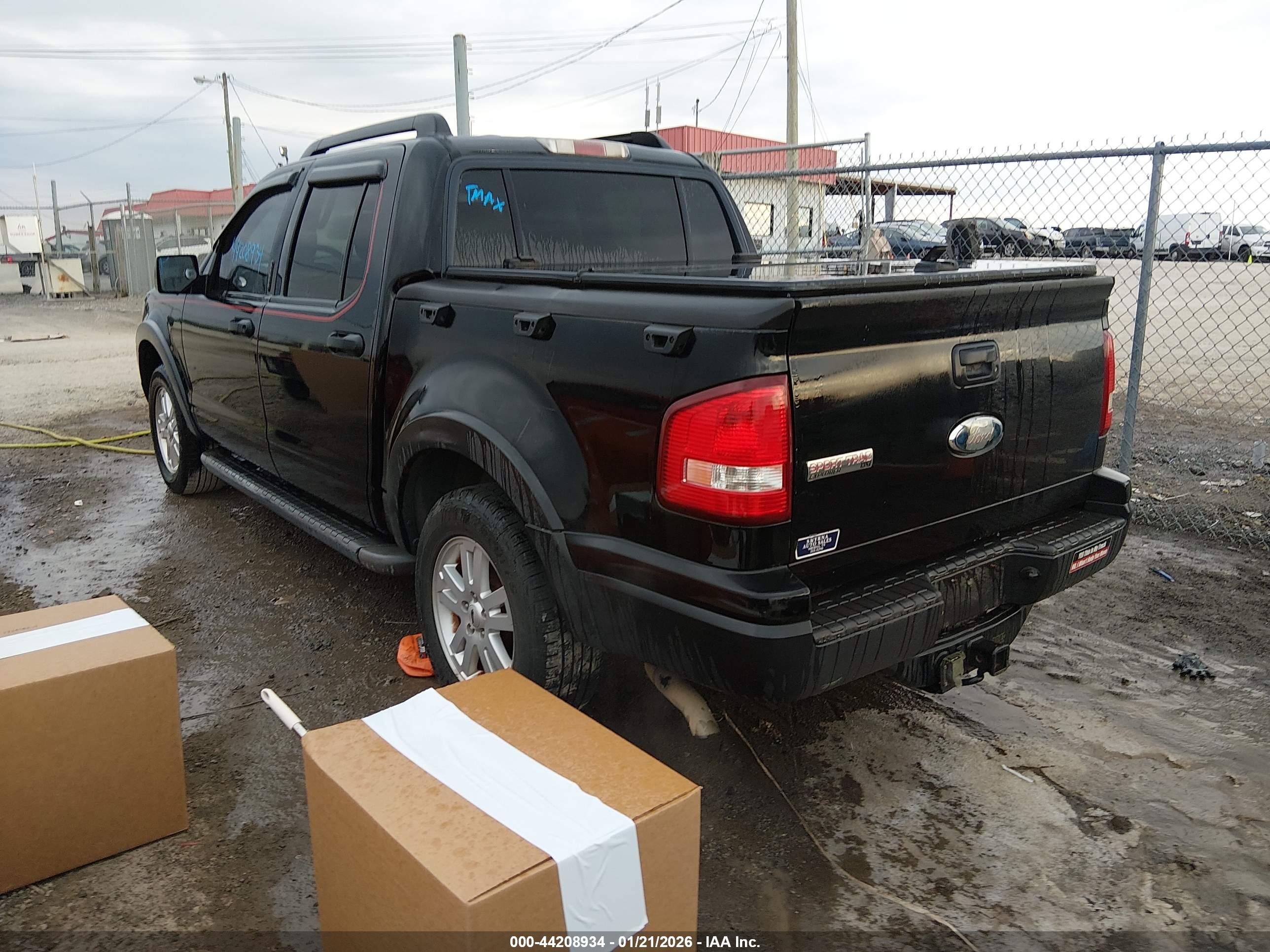 FORD EXPLORER image 3