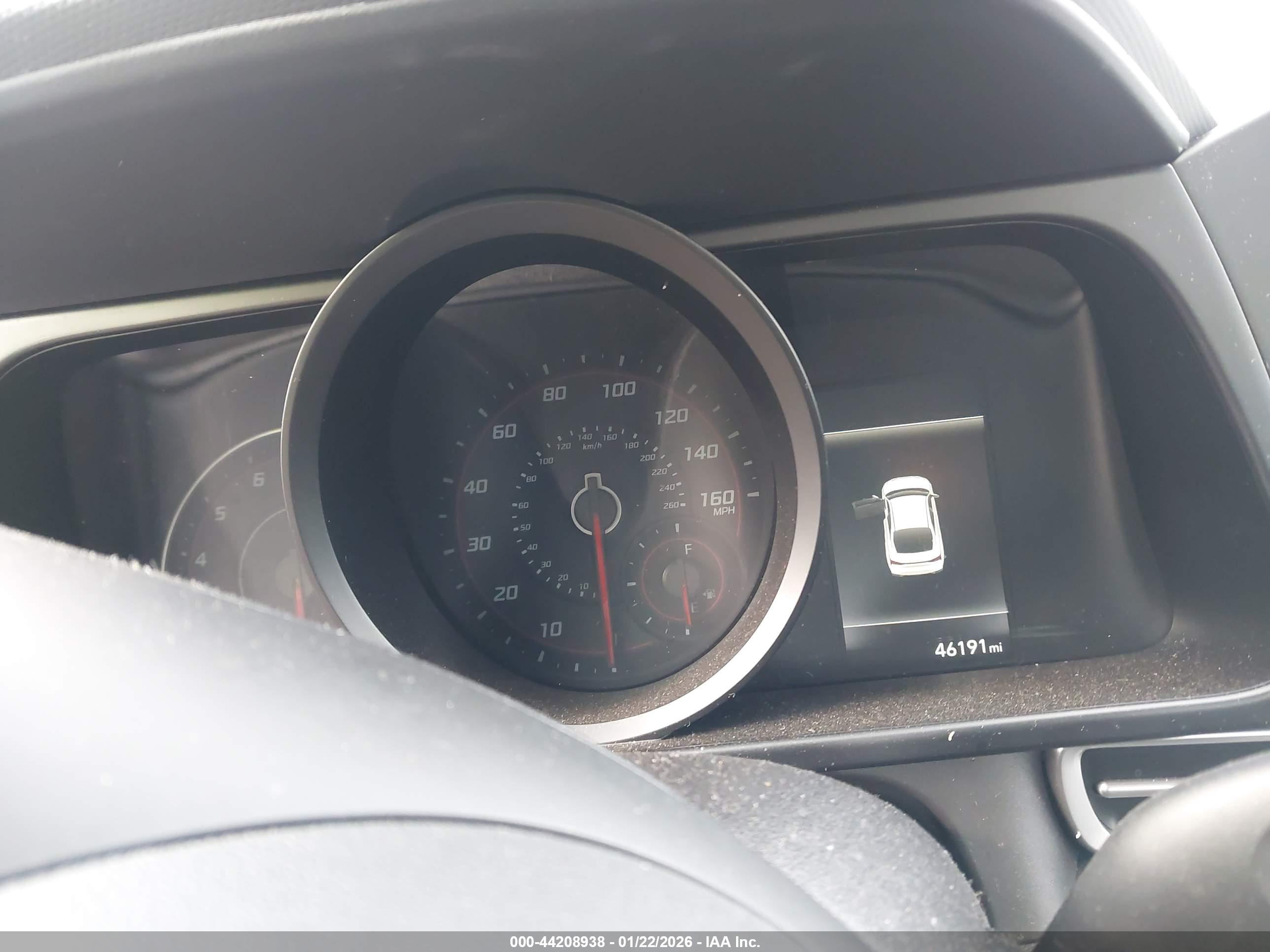 HYUNDAI ELANTRA image 7
