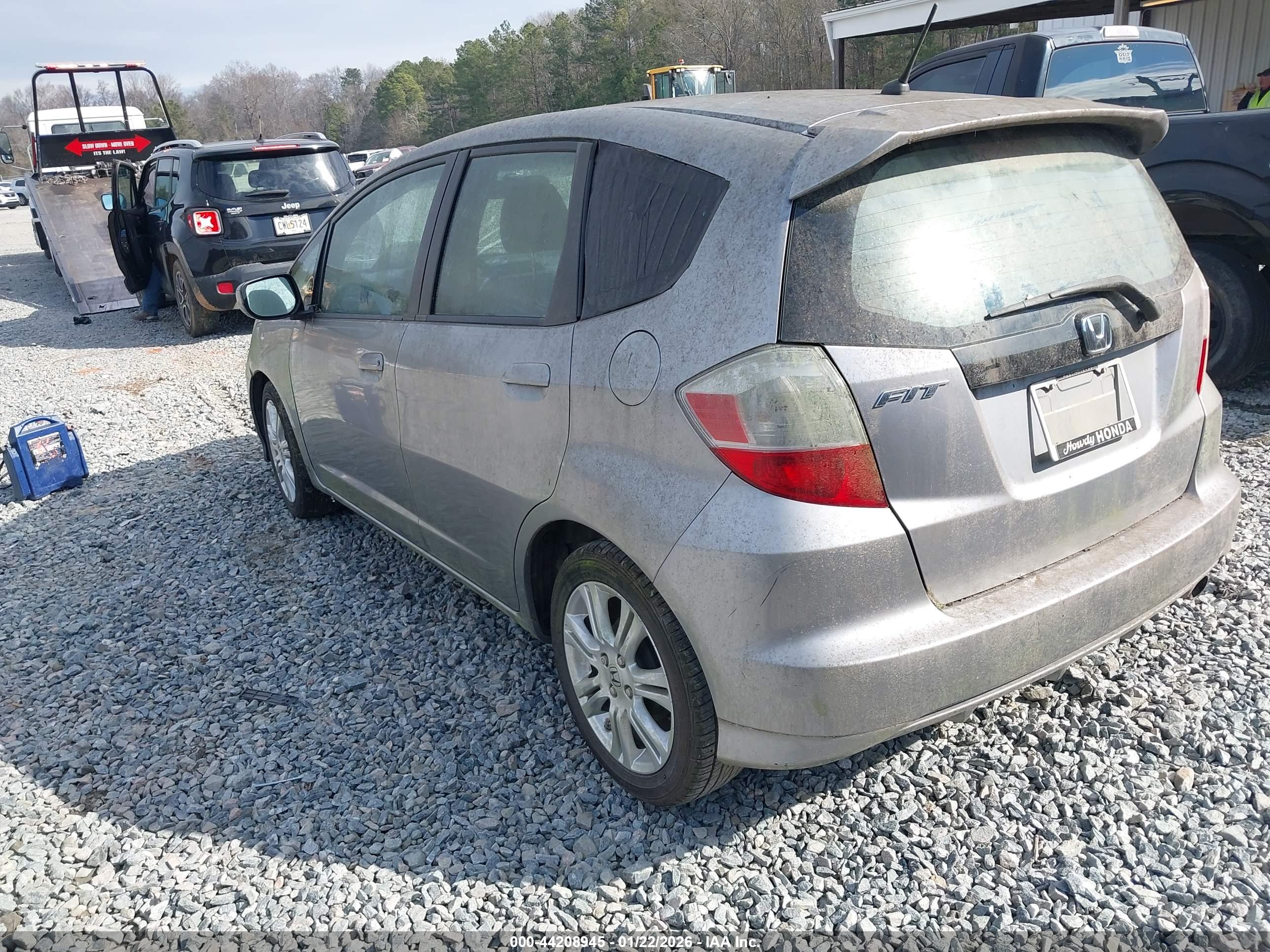 HONDA FIT image 3