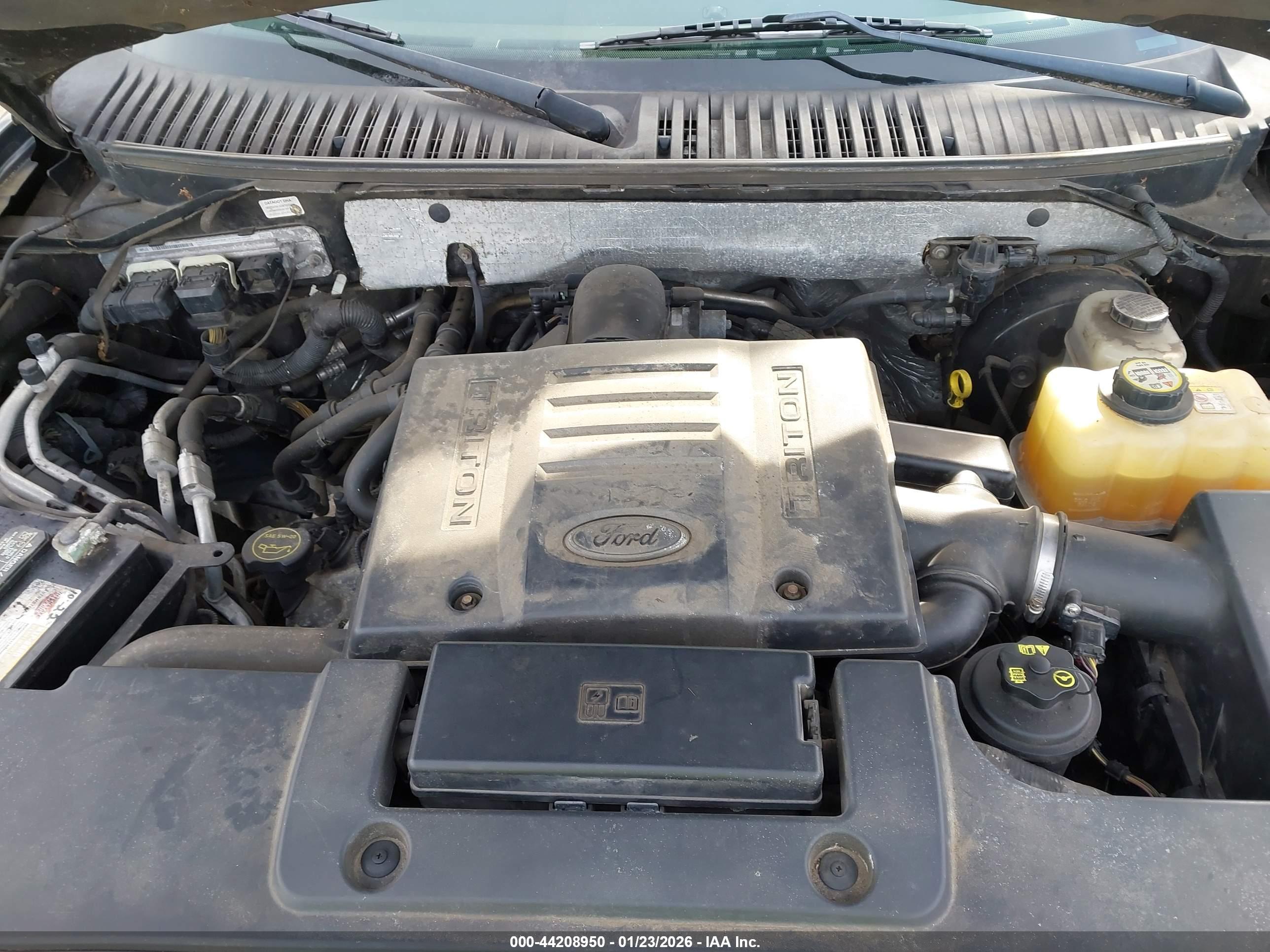FORD EXPEDITION image 10