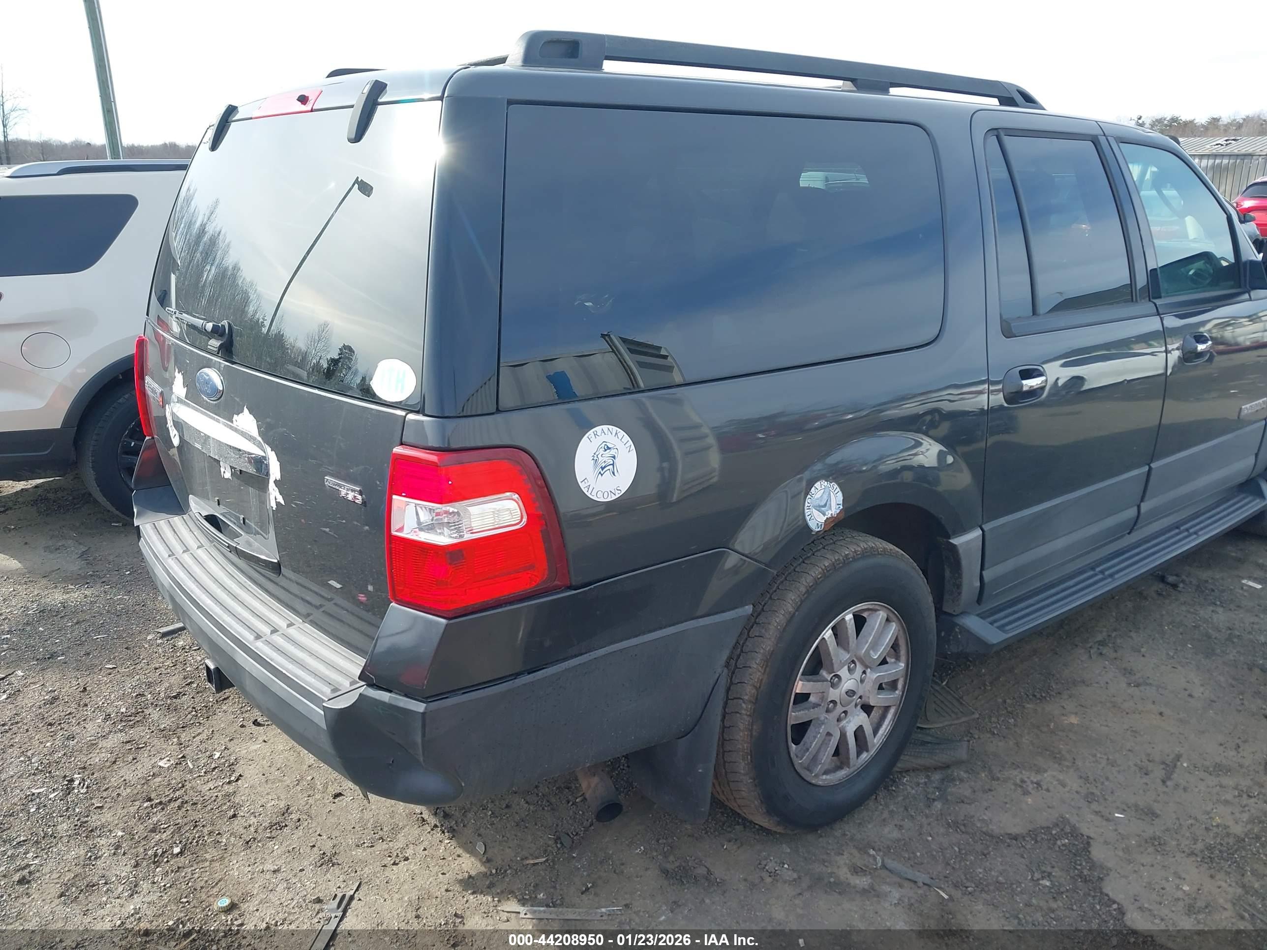 FORD EXPEDITION image 6
