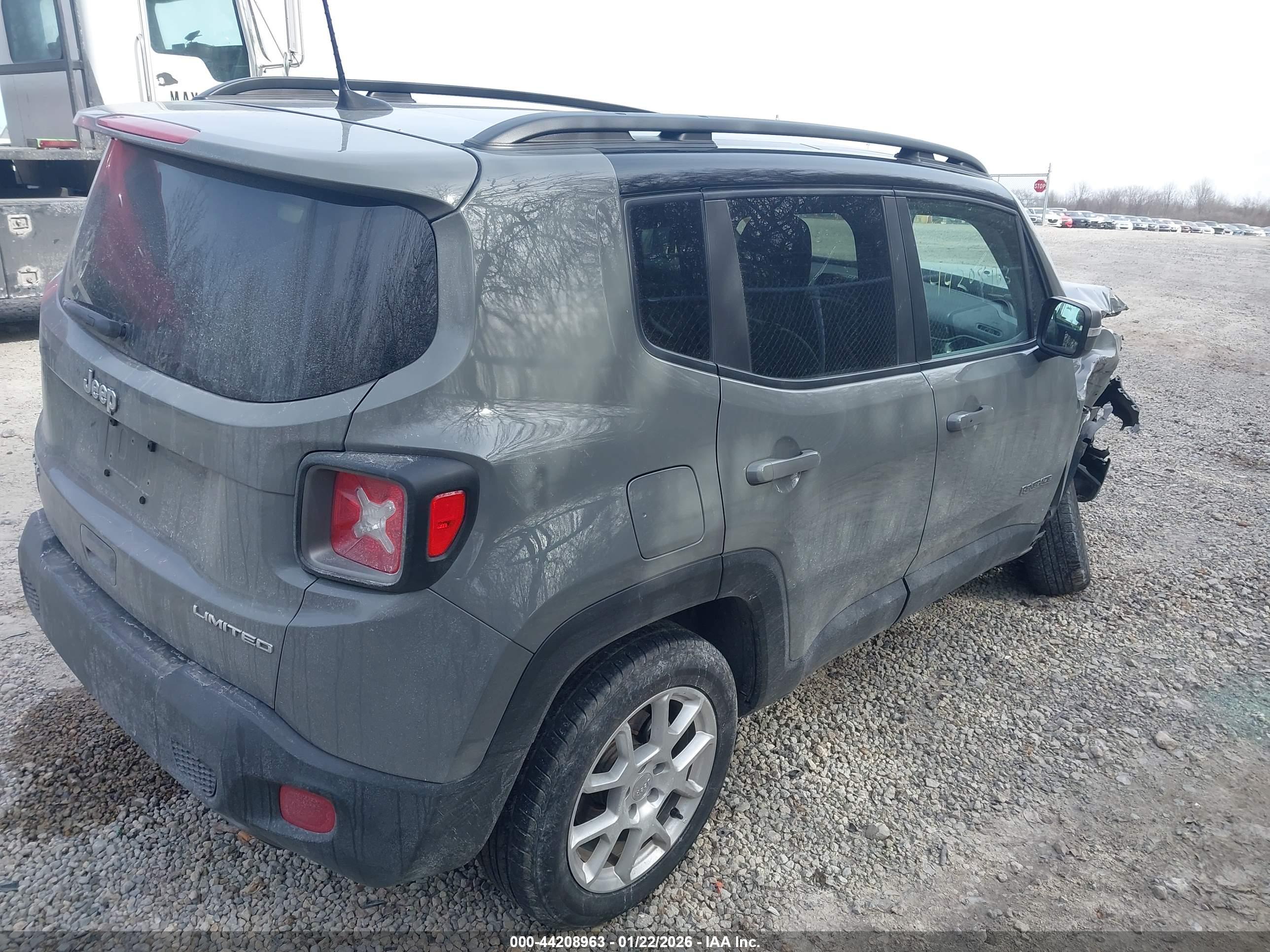 JEEP RENEGADE image 4