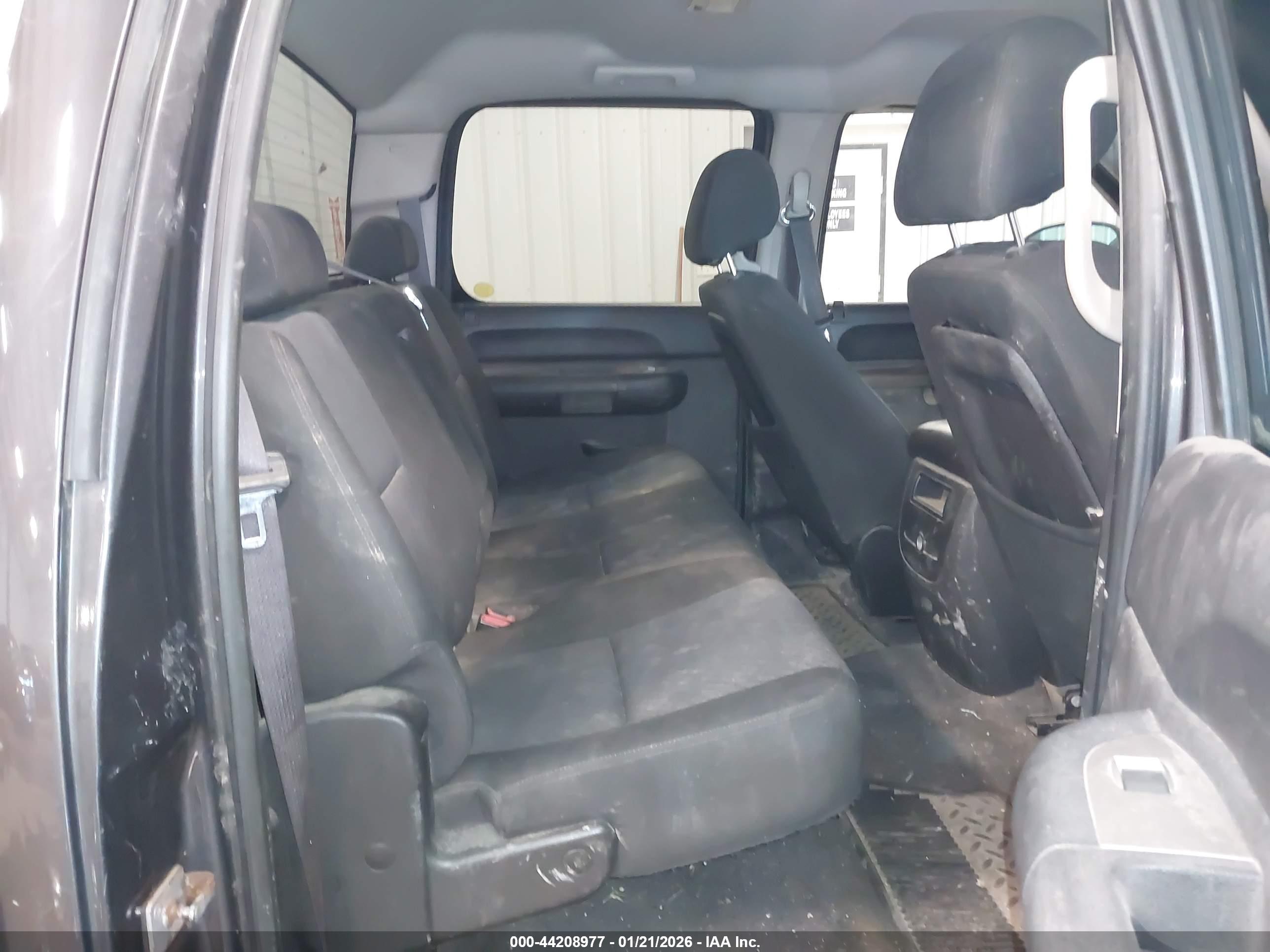 GMC SIERRA image 8