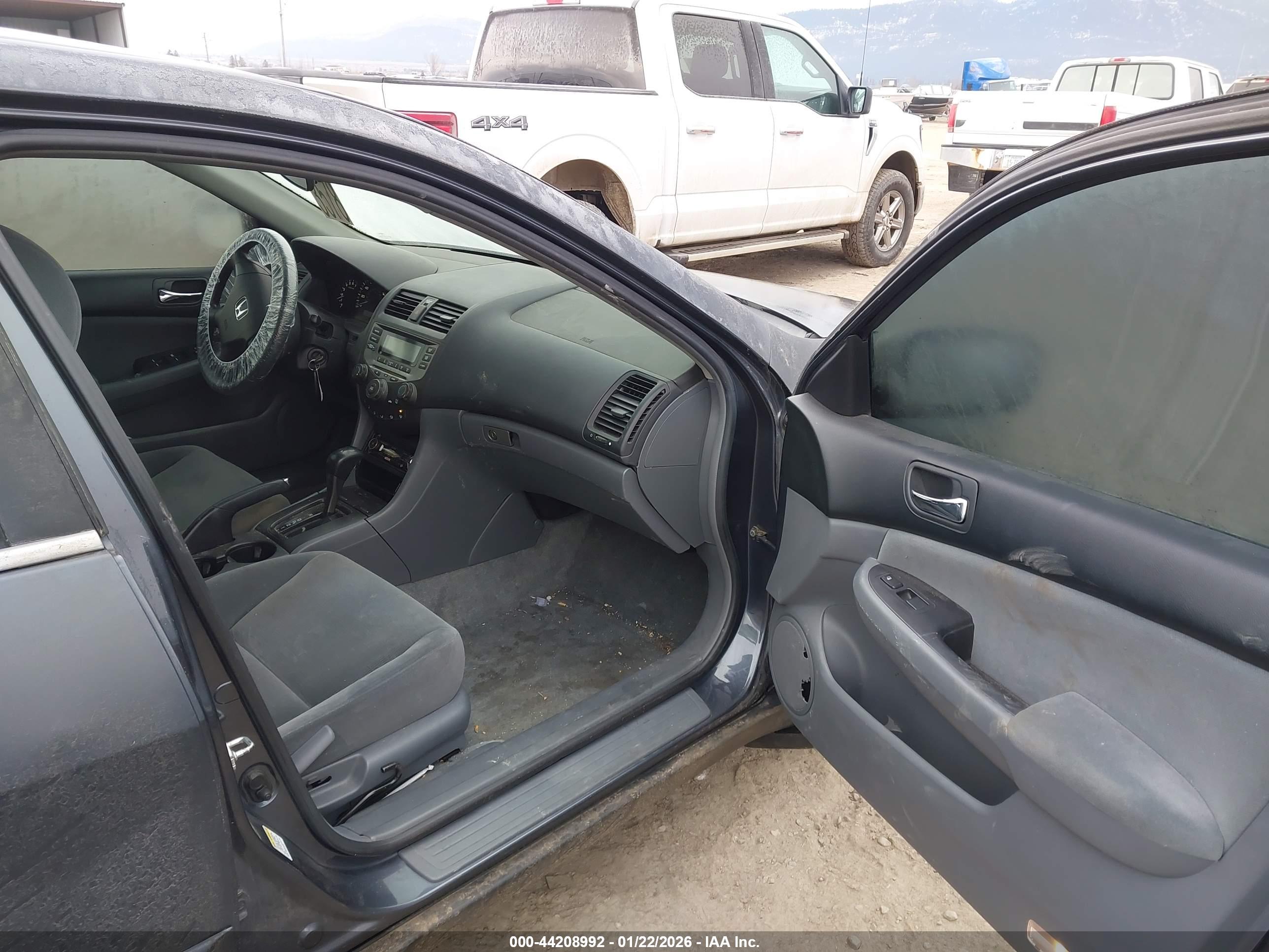 HONDA ACCORD image 5