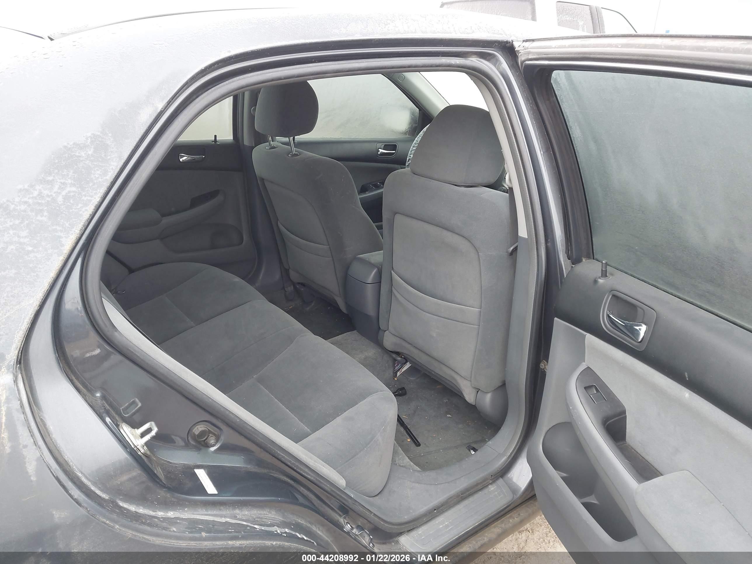 HONDA ACCORD image 8
