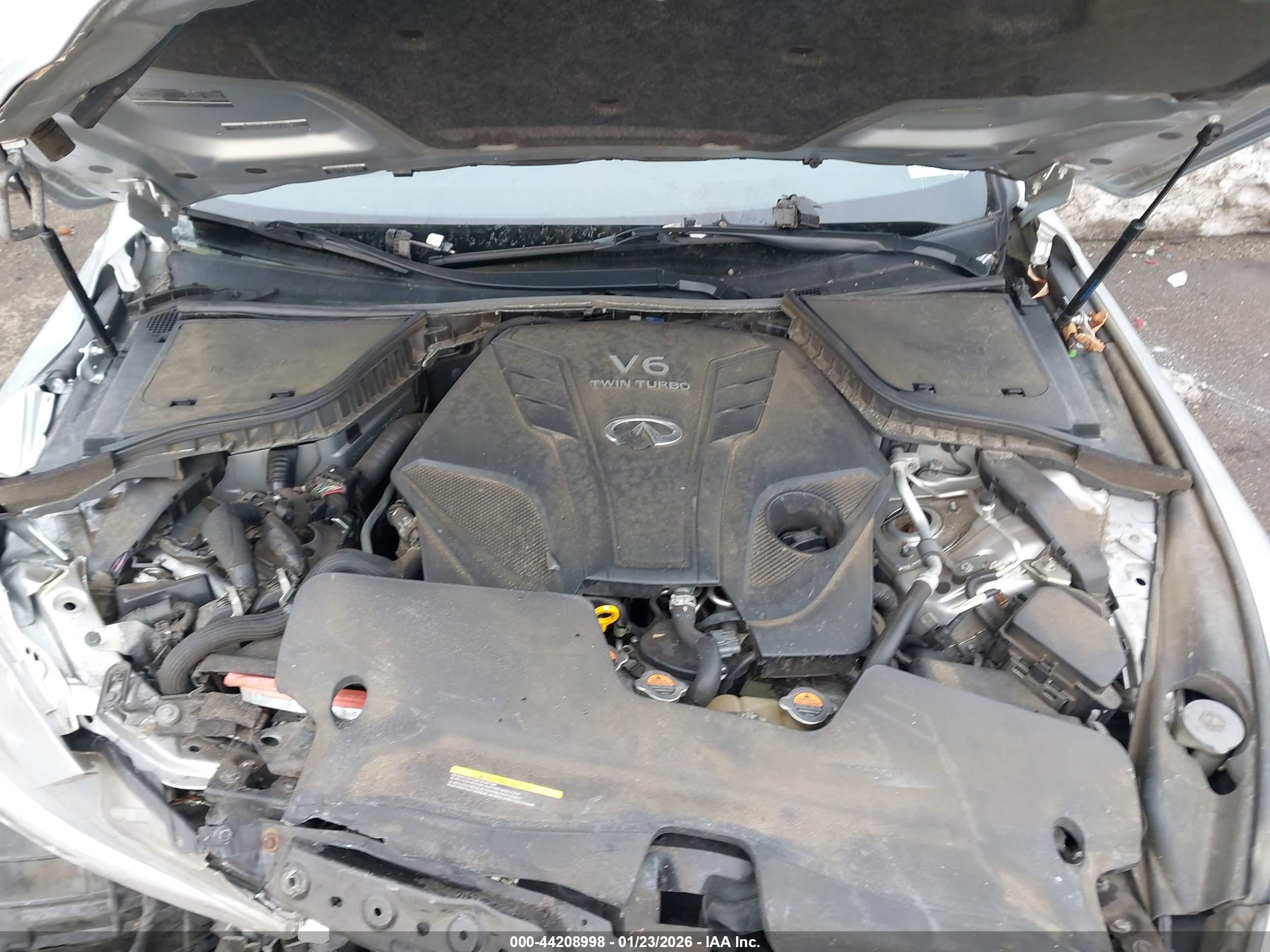 INFINITI Q50 image 10
