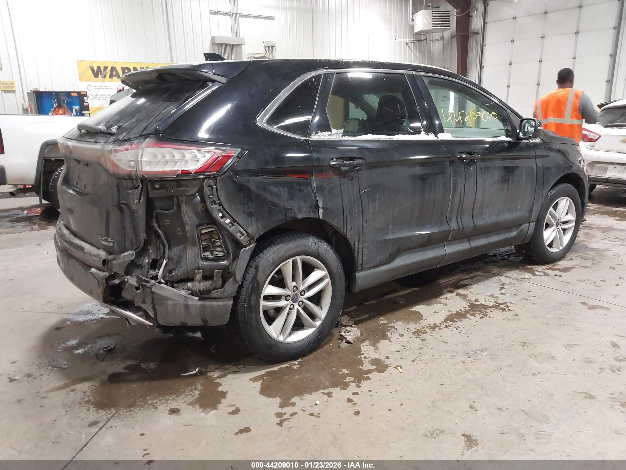 FORD EDGE image 4