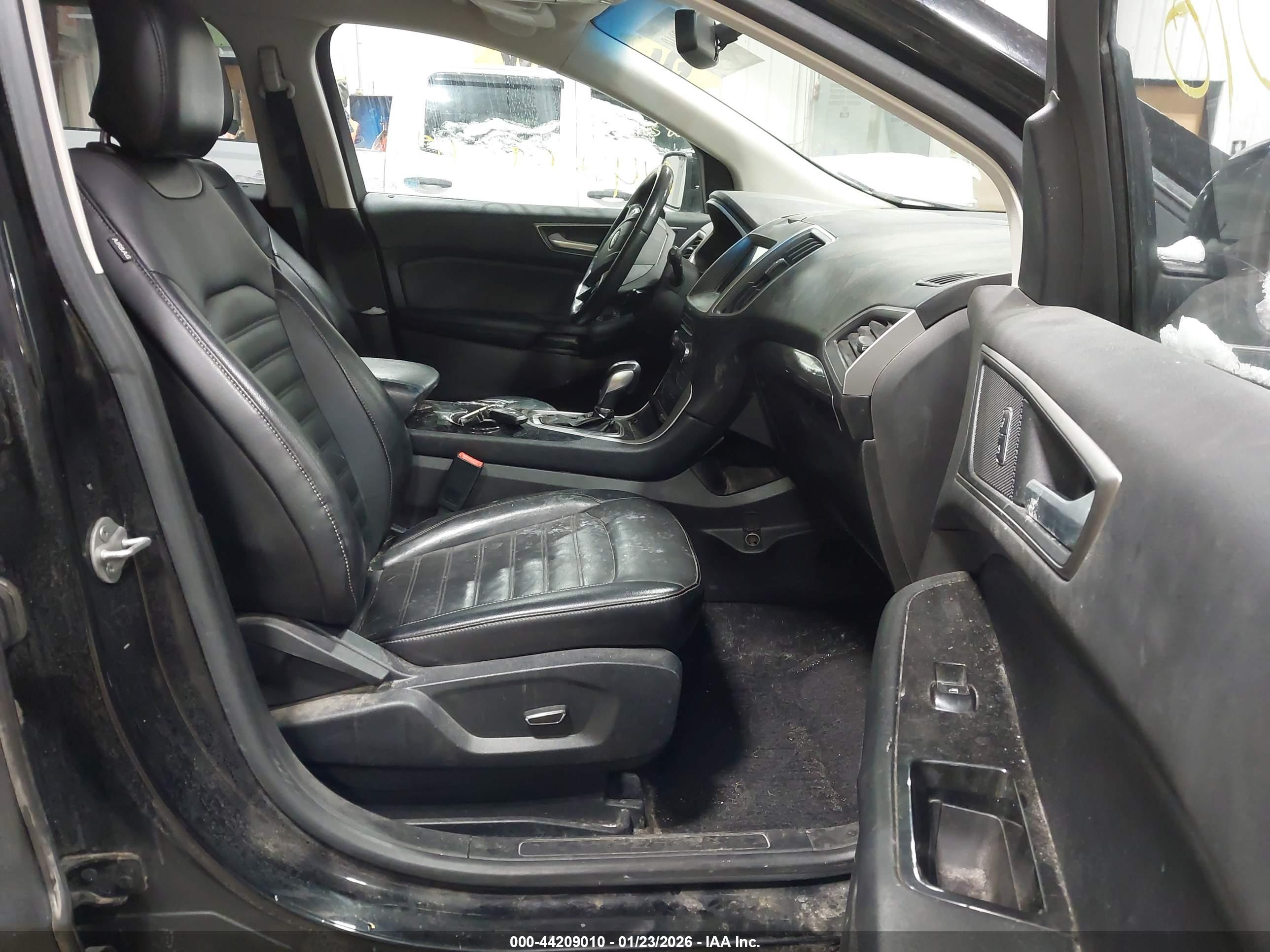FORD EDGE image 5