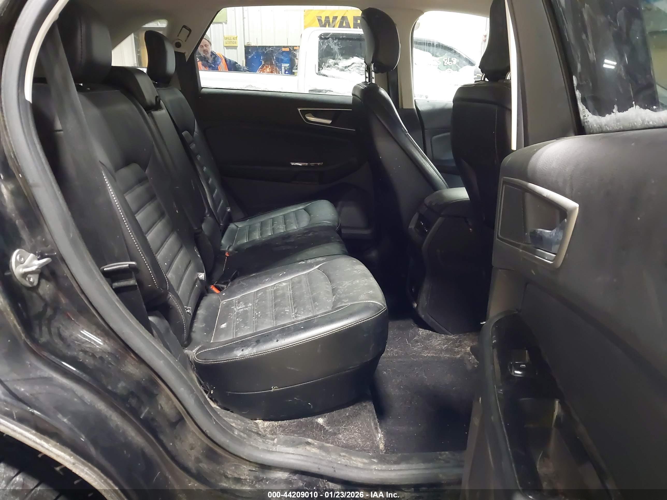 FORD EDGE image 8