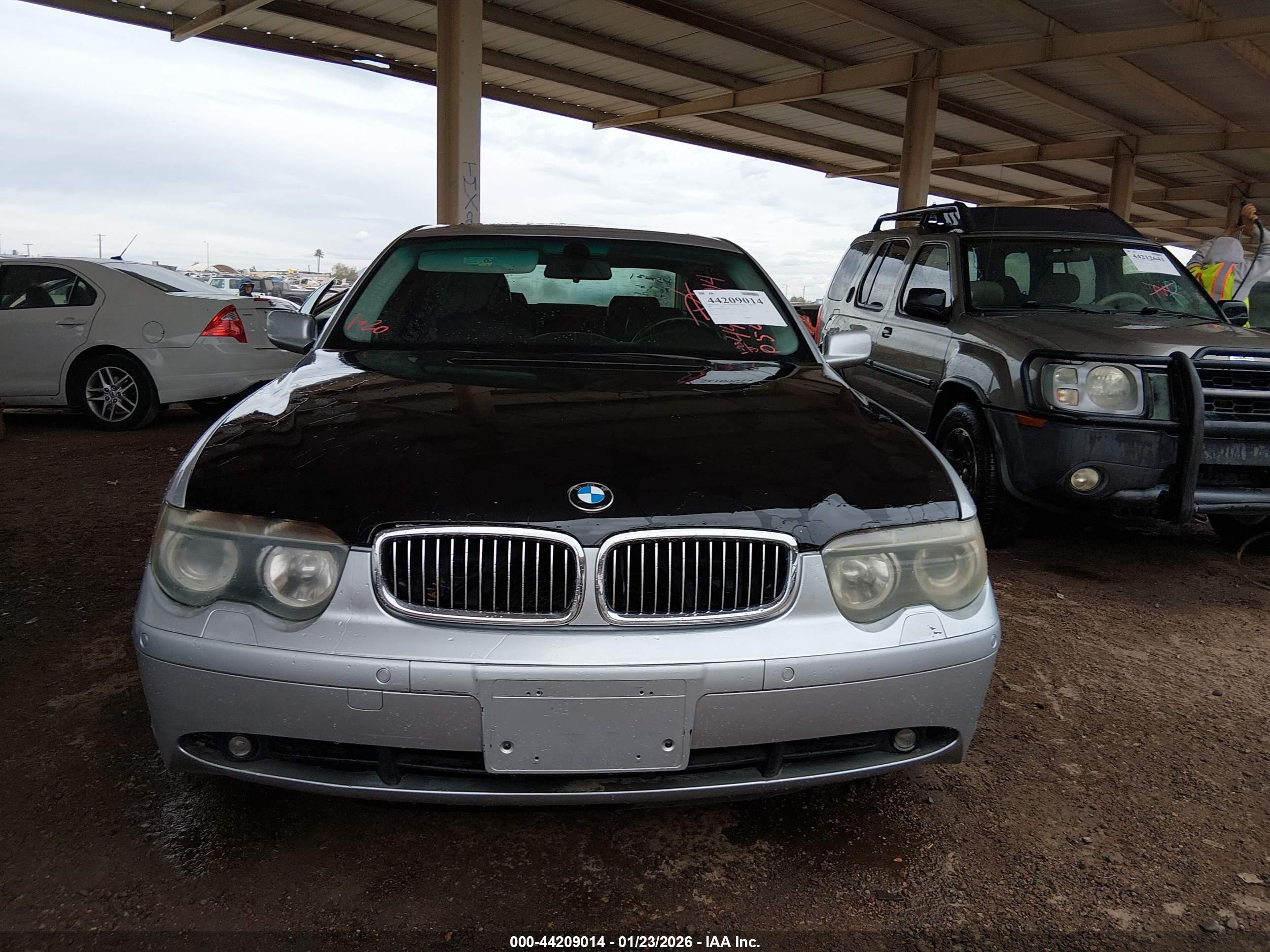 BMW 745I image 6