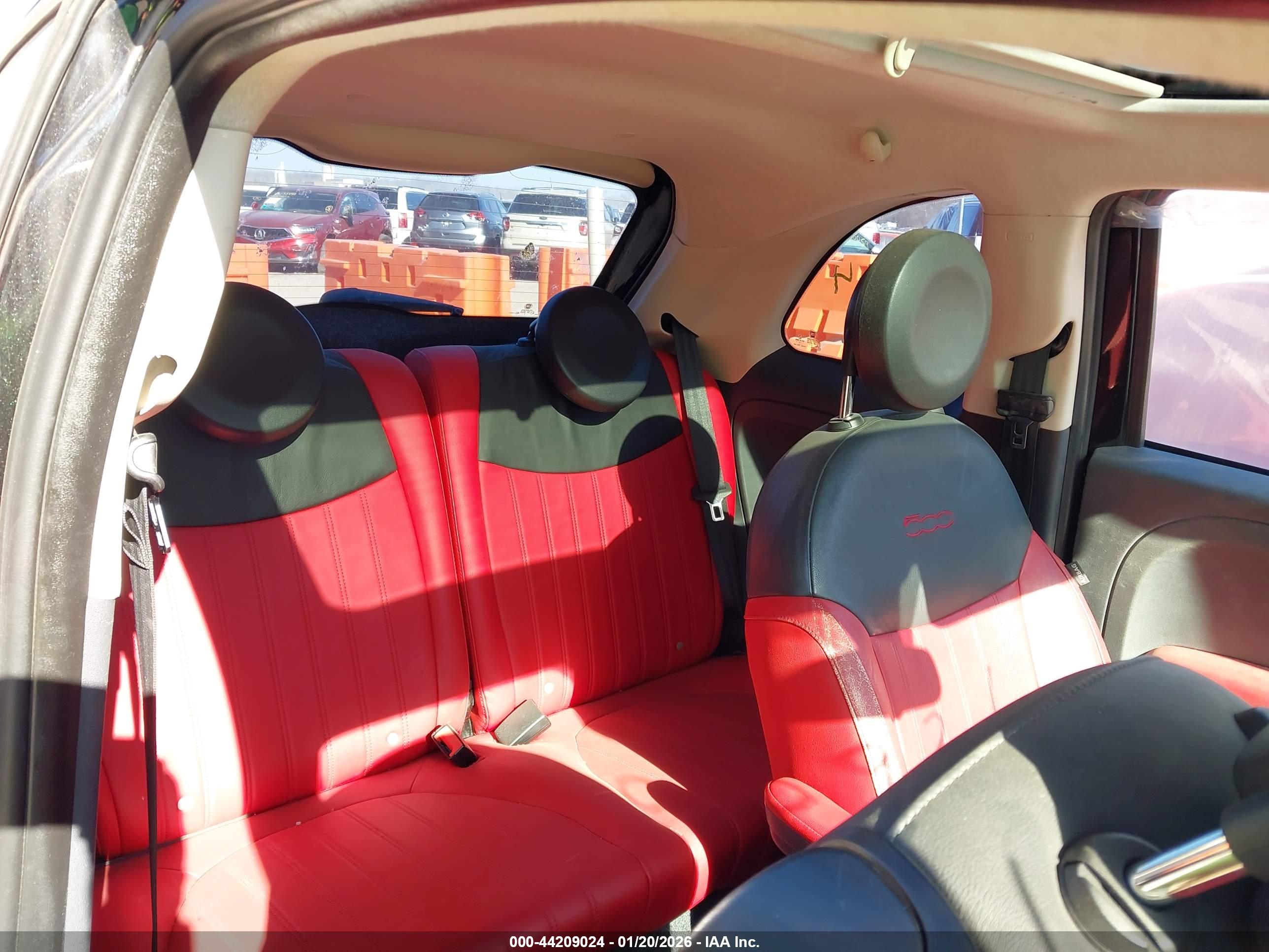 FIAT 500 image 8