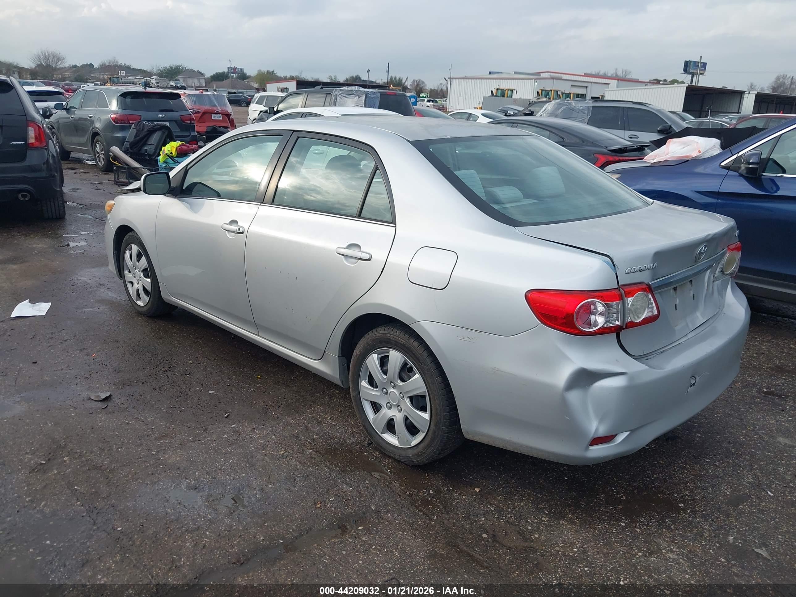 TOYOTA COROLLA image 3