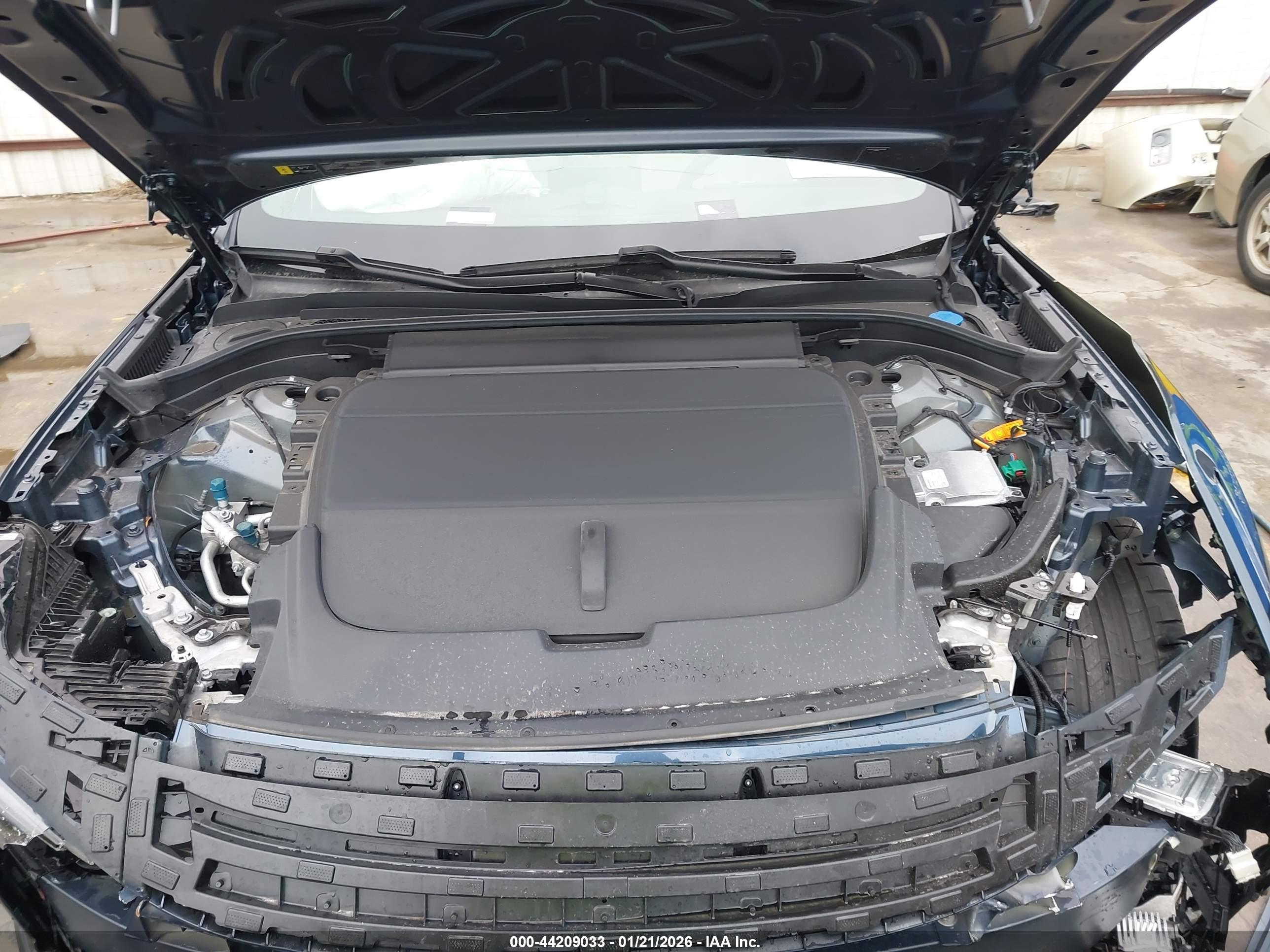 POLESTAR 3 image 10