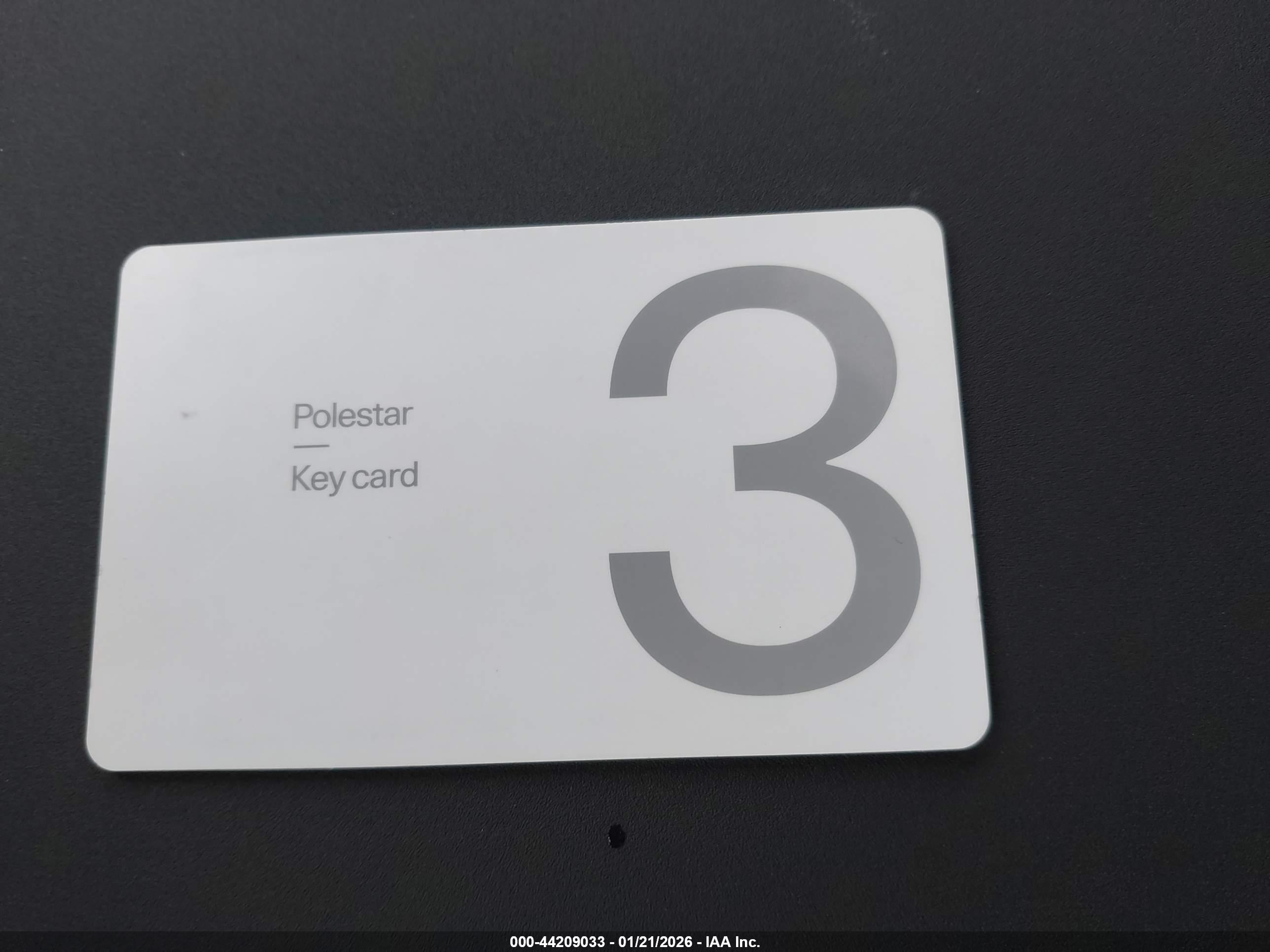 POLESTAR 3 image 11