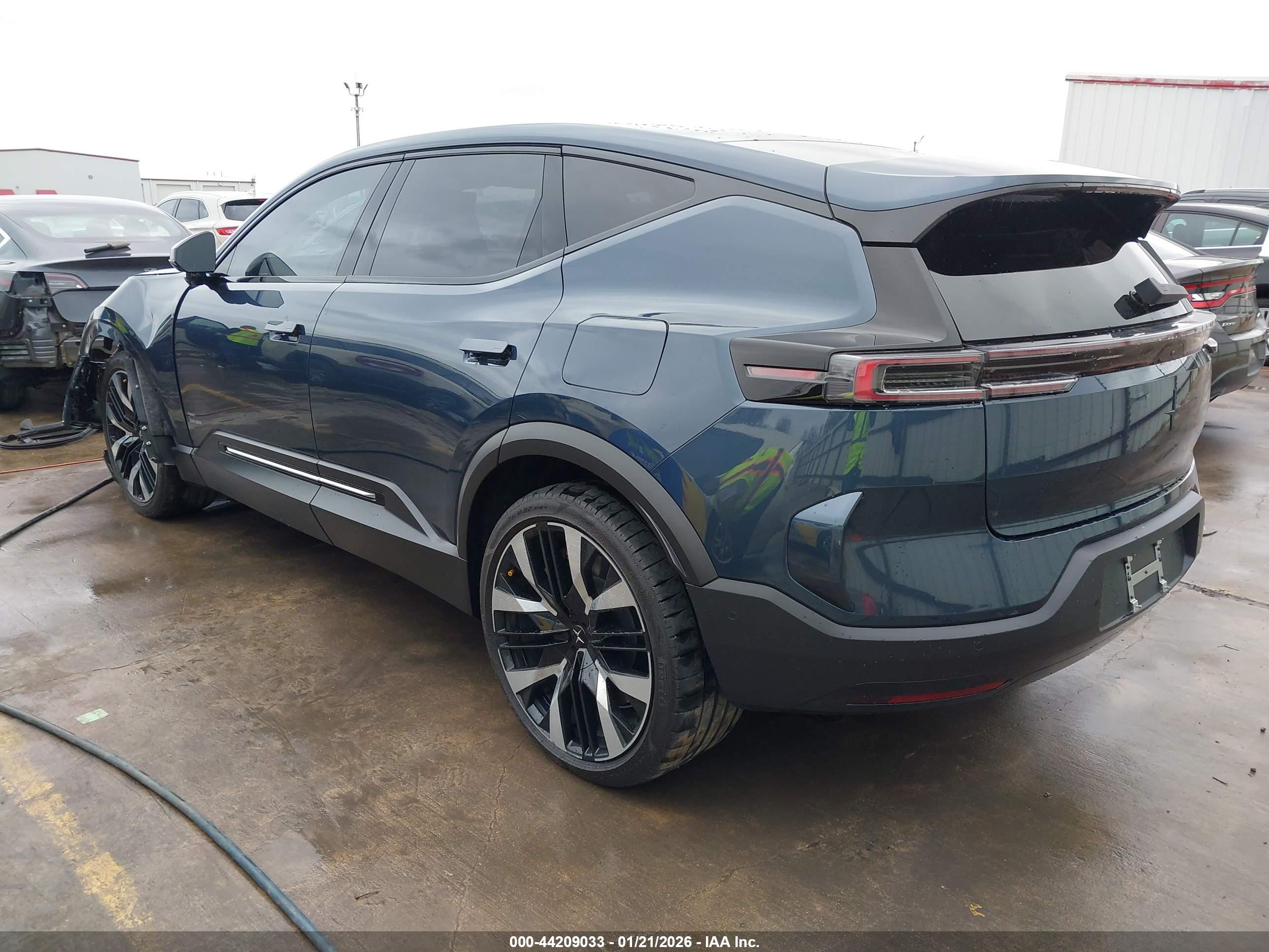 POLESTAR 3 image 3