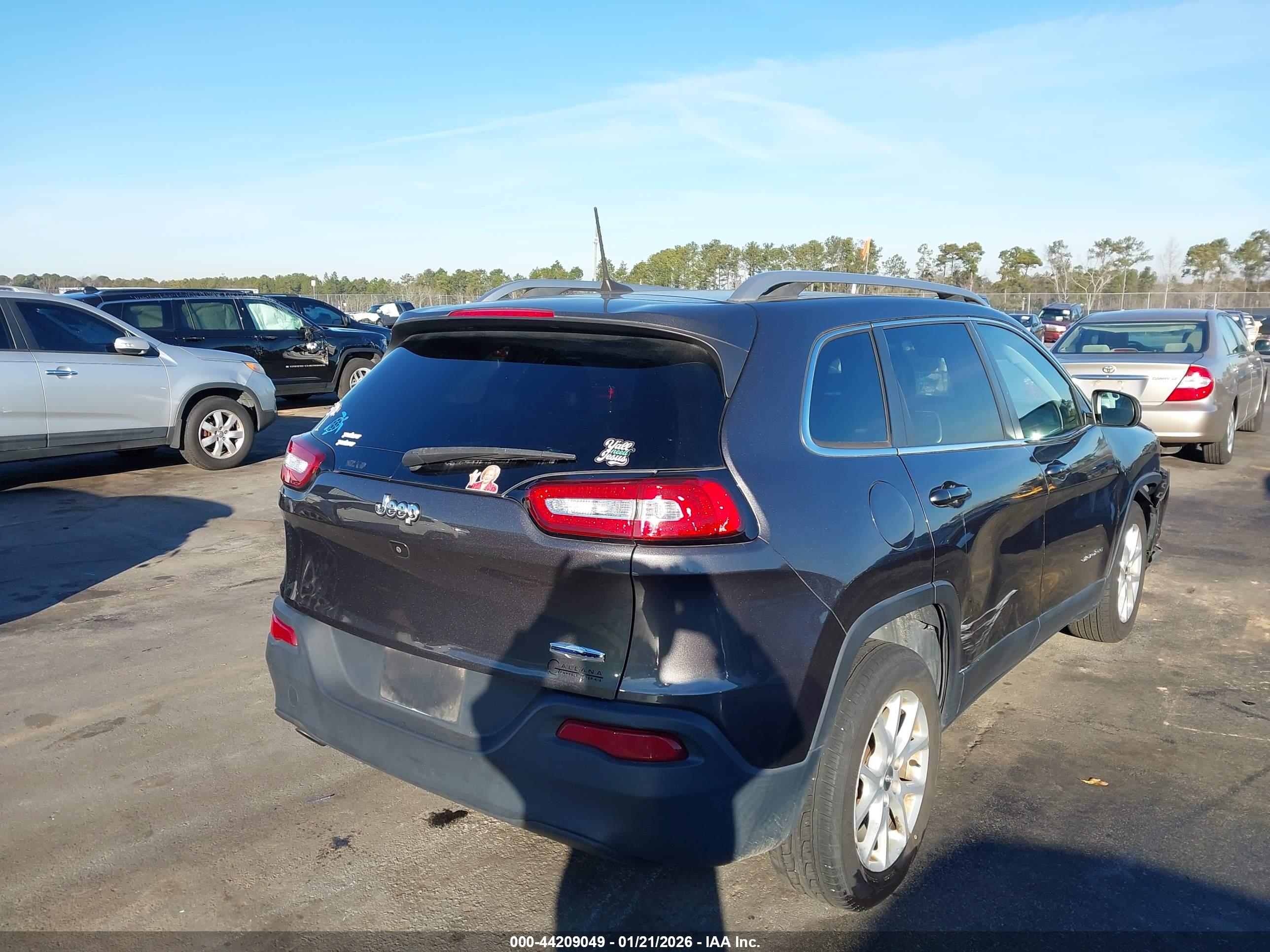 JEEP CHEROKEE image 4