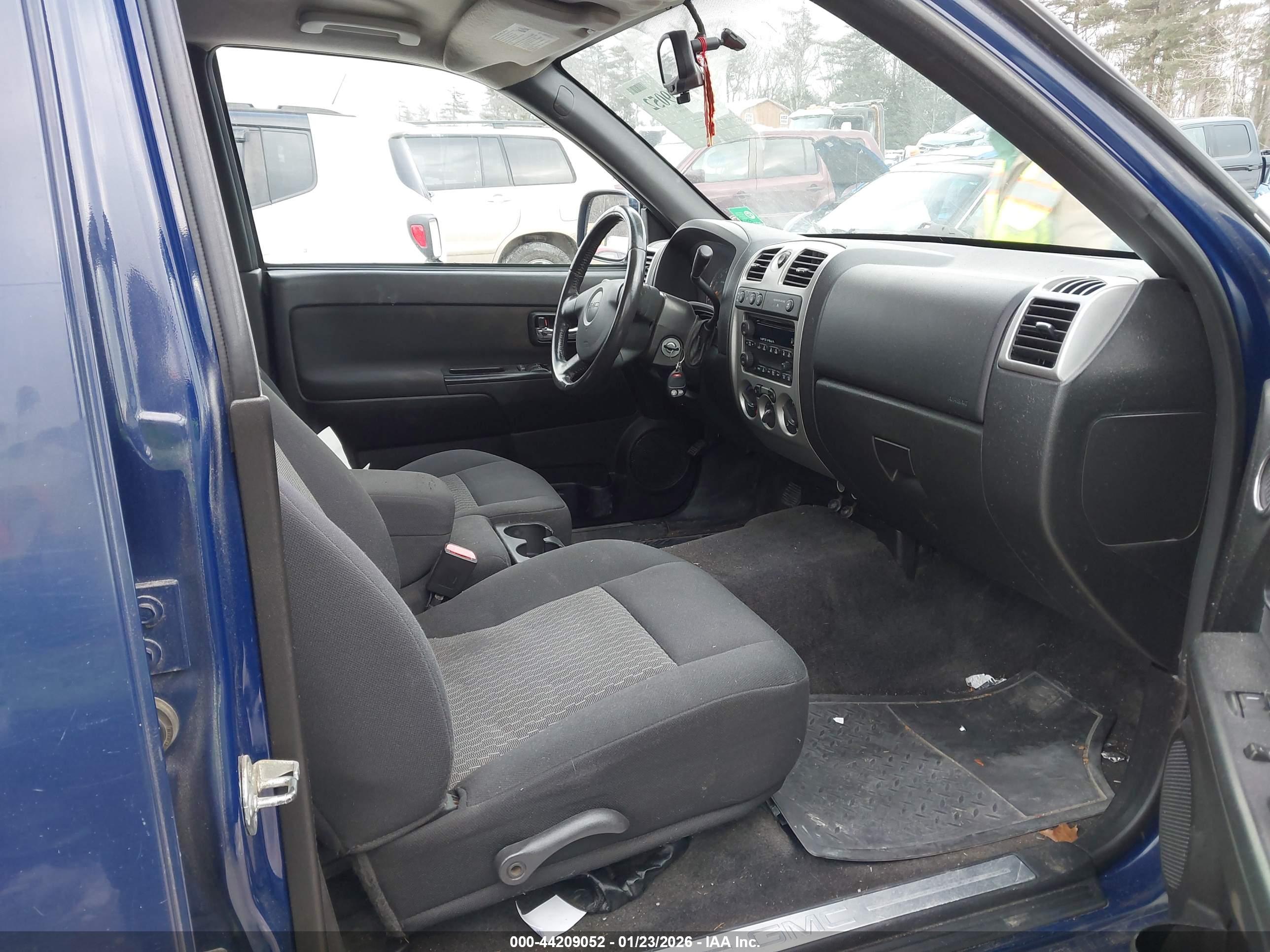 GMC CANYON image 5
