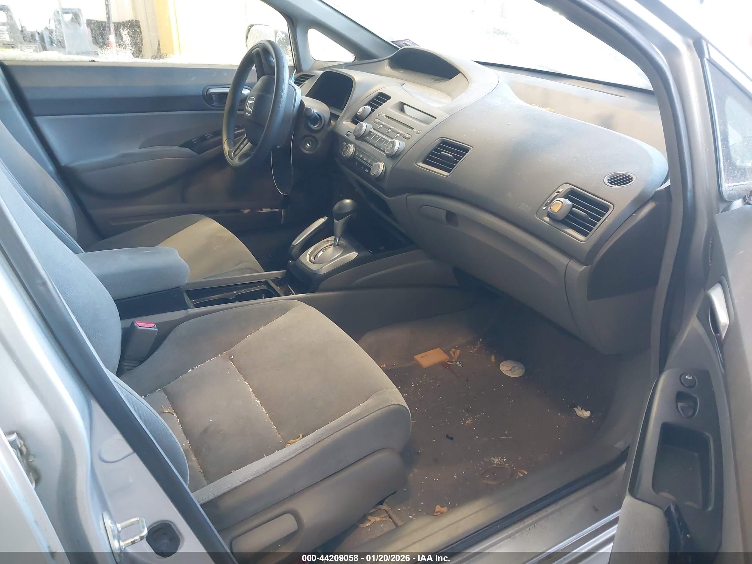 HONDA CIVIC image 5