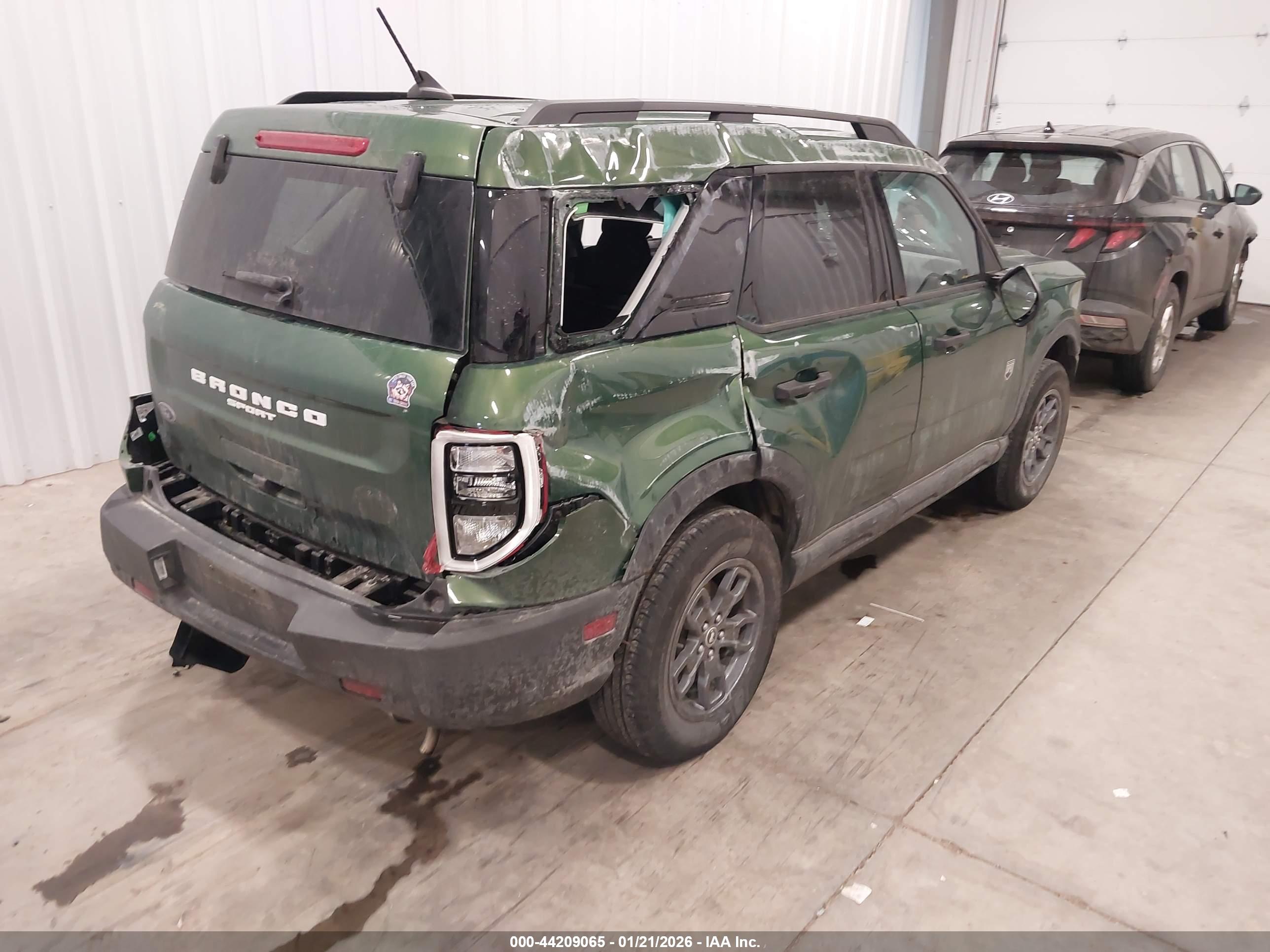 FORD BRONCO image 4