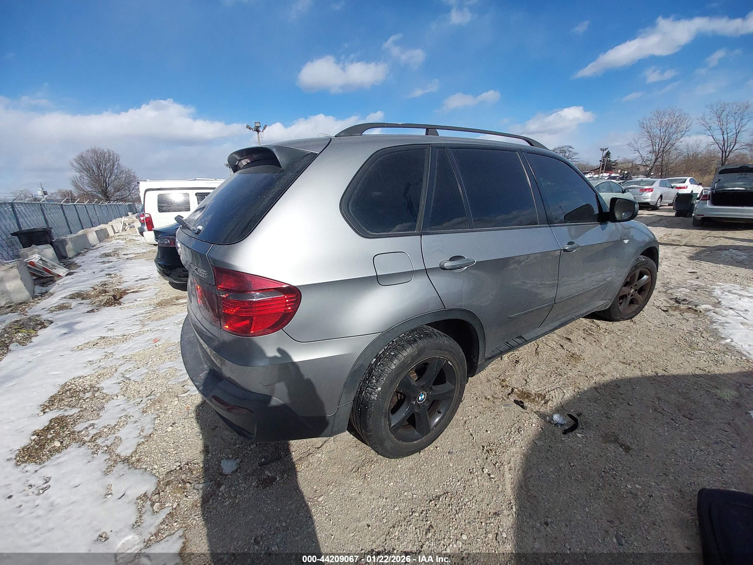 BMW X5 image 4