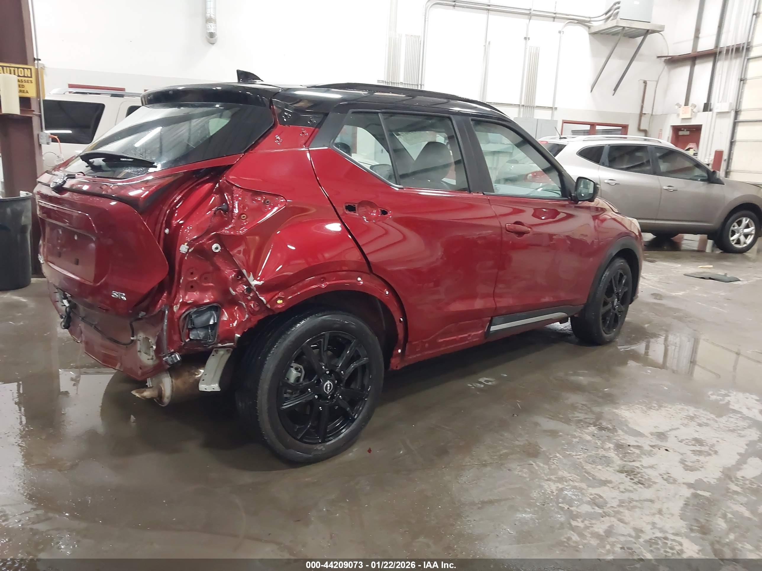 NISSAN KICKS image 4