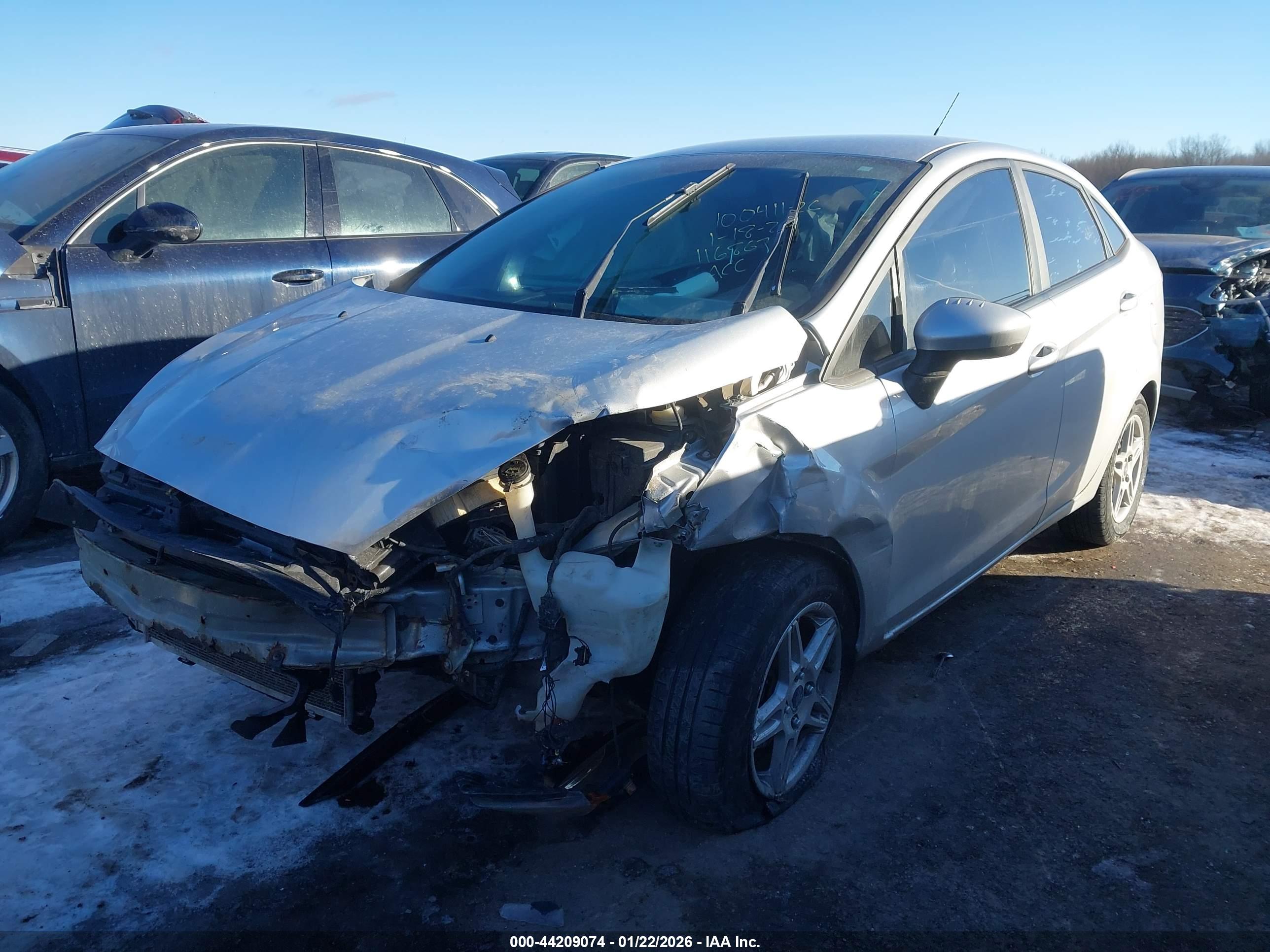 FORD FIESTA image 2