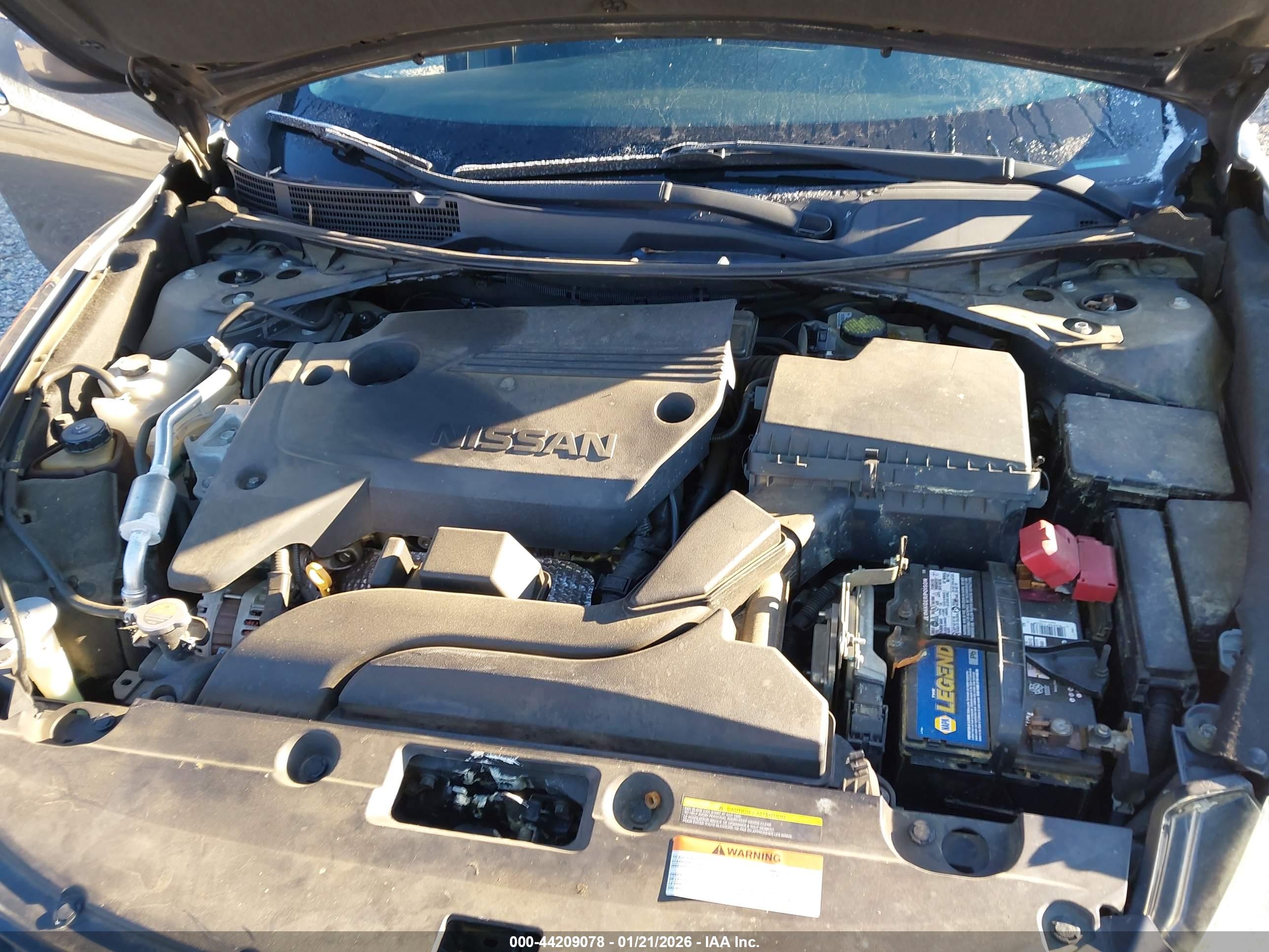 NISSAN ALTIMA image 10