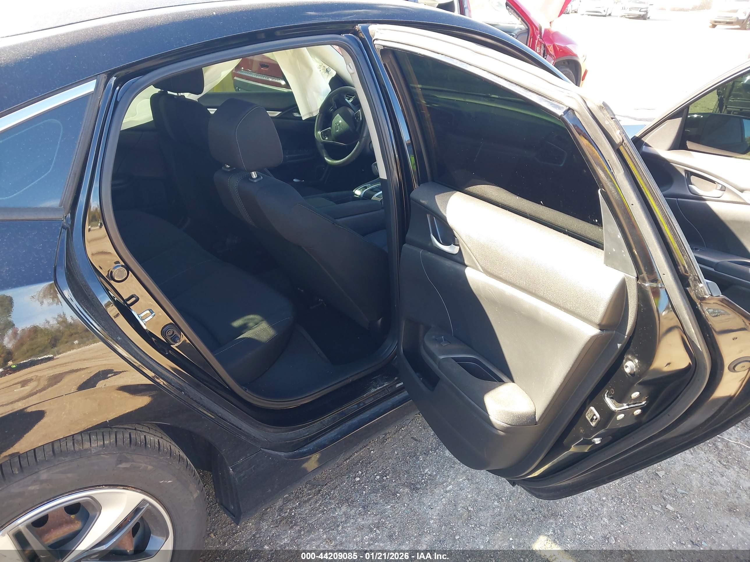 HONDA CIVIC image 8