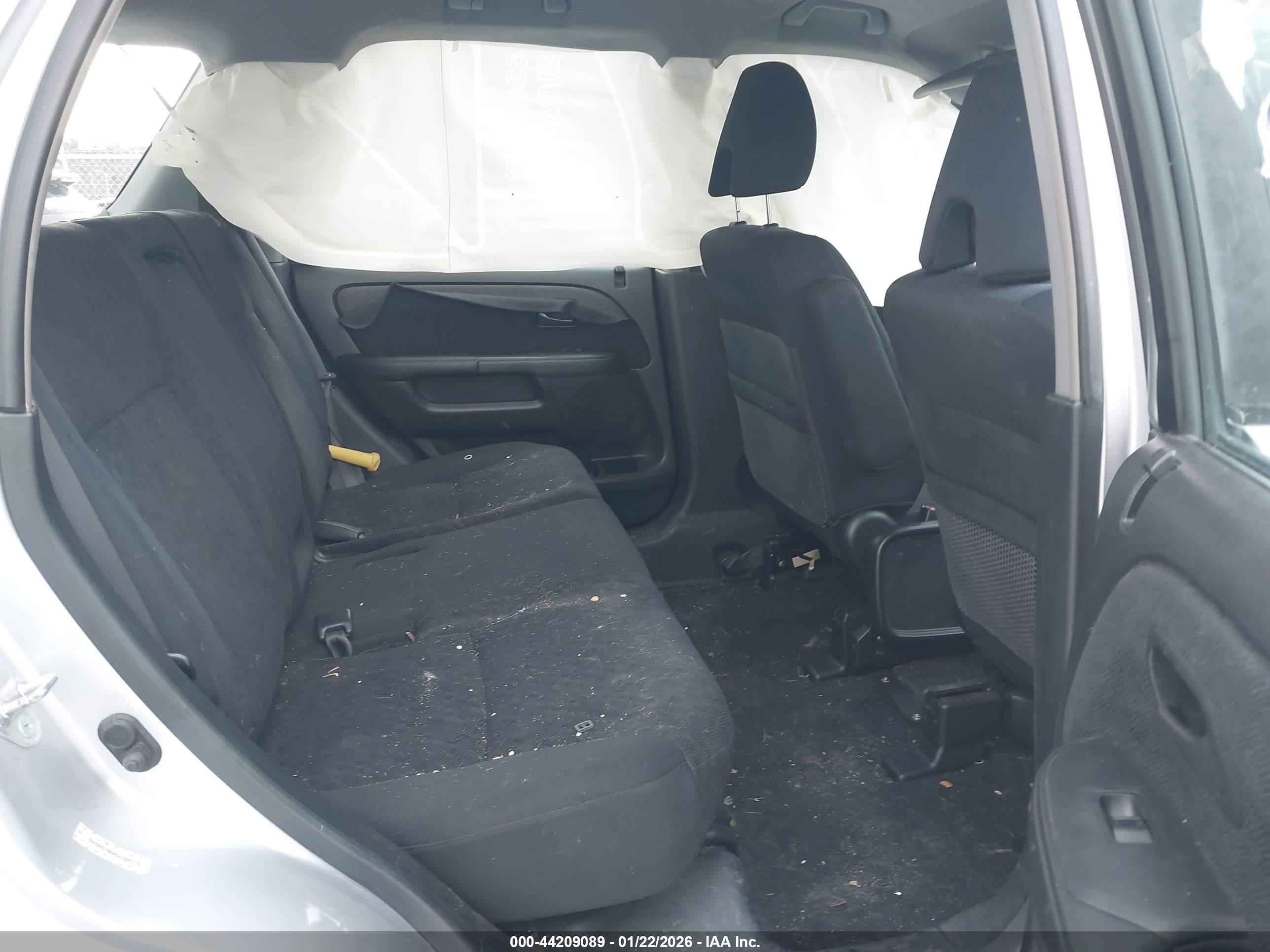 HONDA CR-V image 8