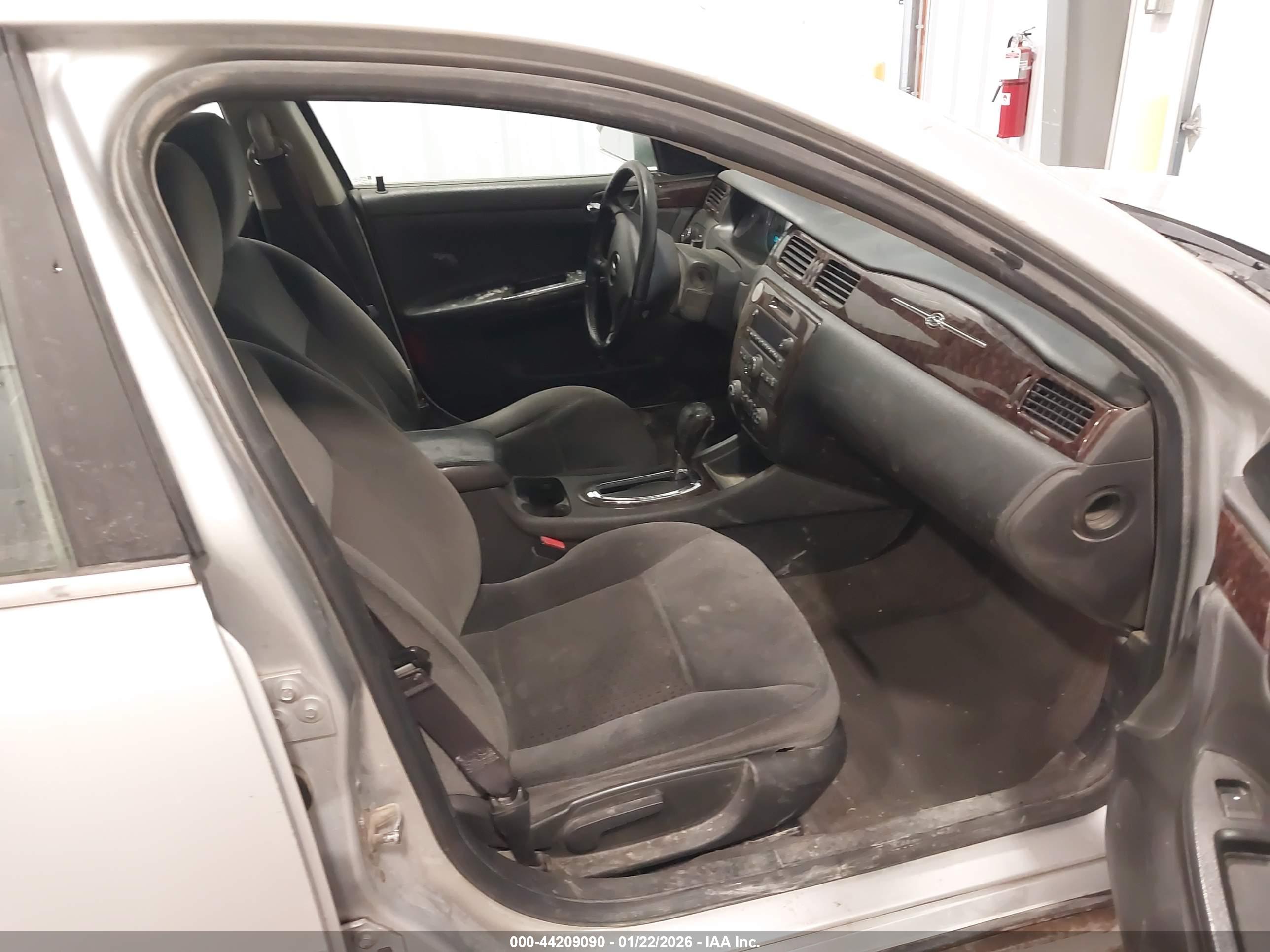 CHEVROLET IMPALA image 5
