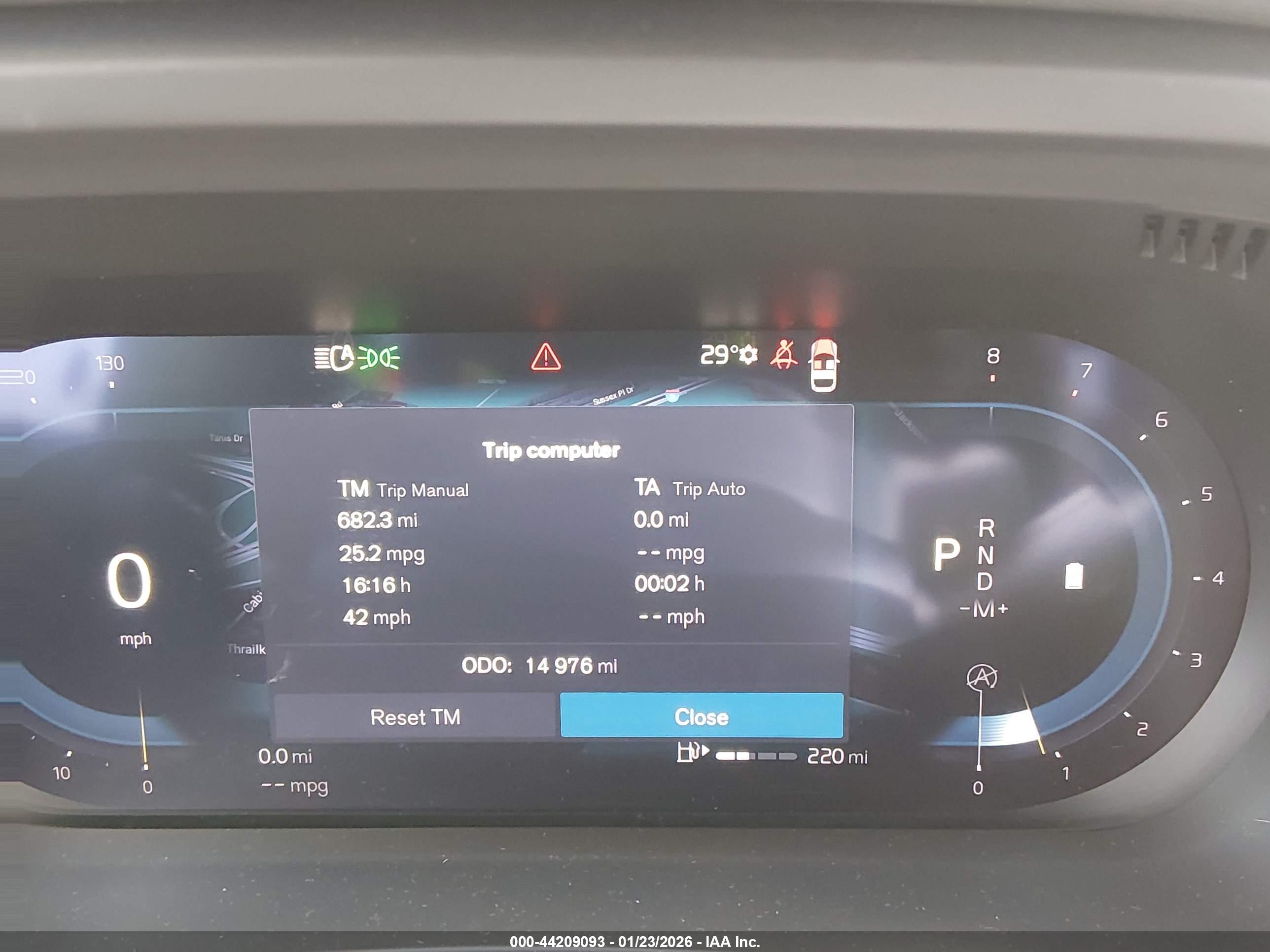 VOLVO XC60 image 7