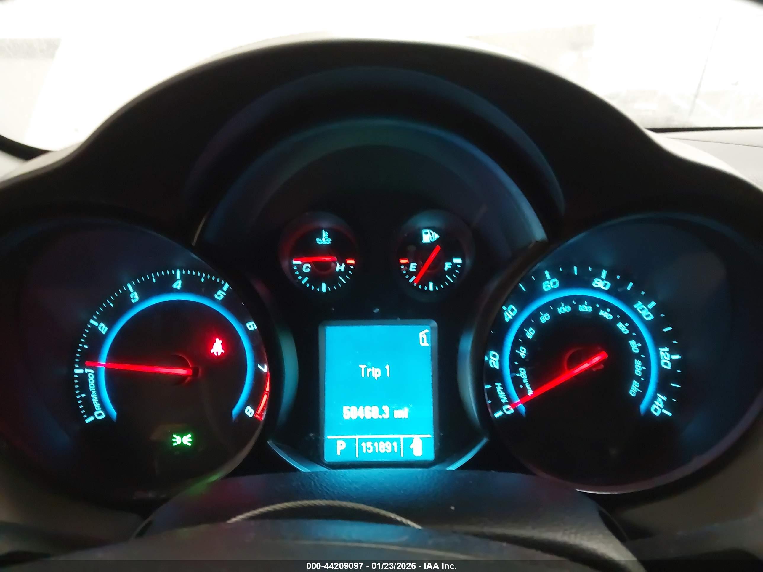 CHEVROLET CRUZE image 7