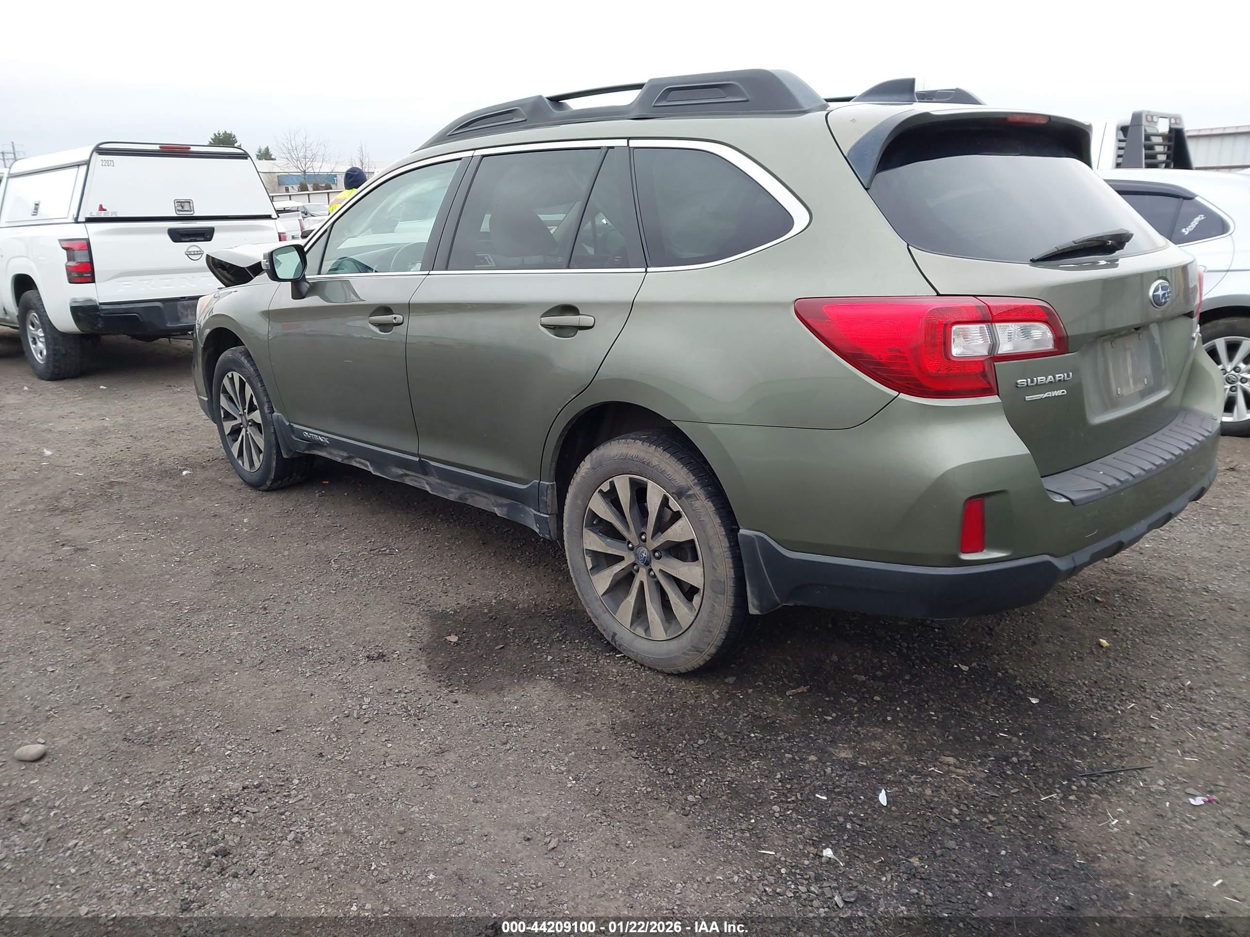 SUBARU OUTBACK image 3